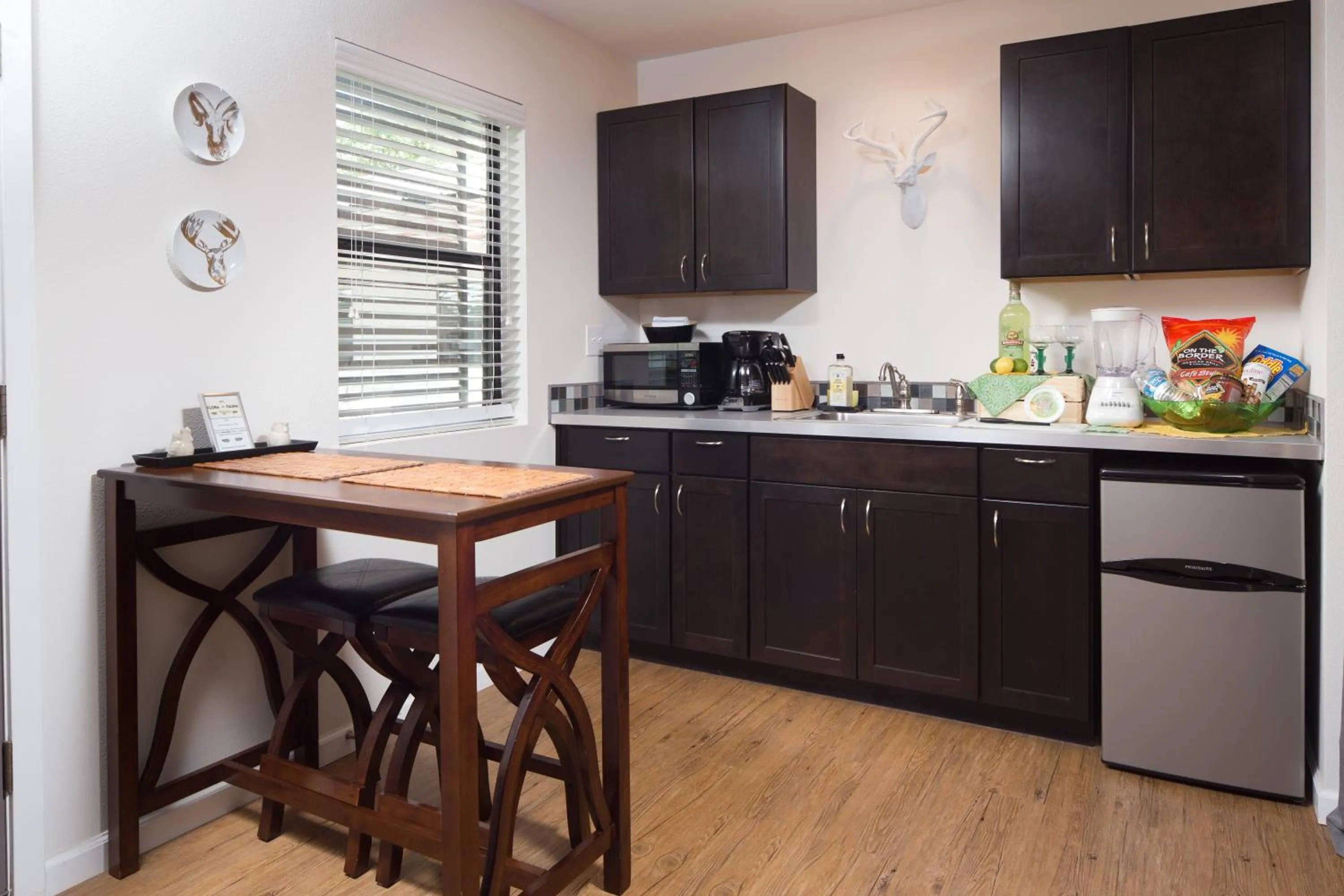 Coffee/tea facilities in Hotel Flora and Fauna