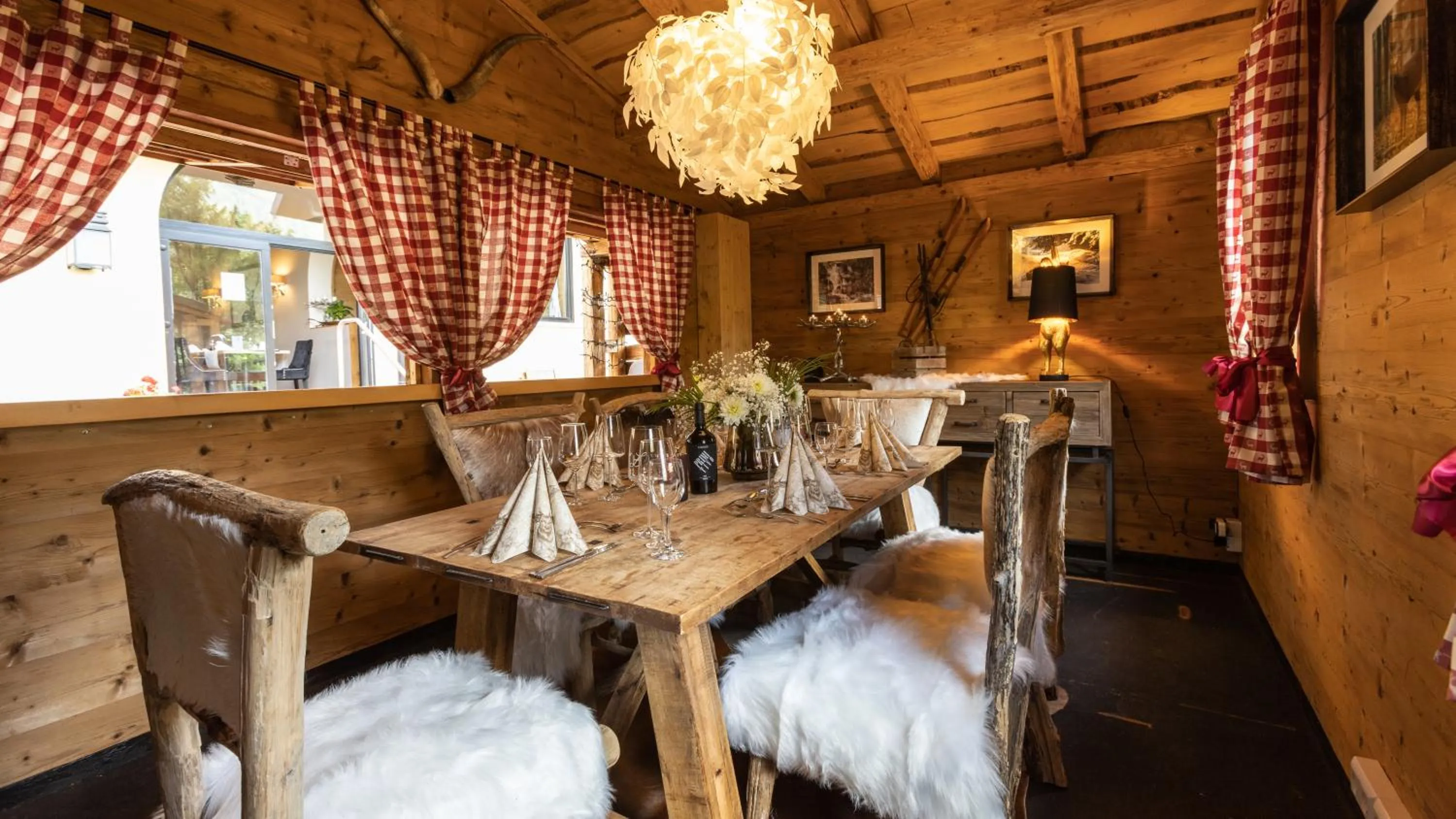 Restaurant/places to eat in Parkhotel Luise Bad Herrenalb