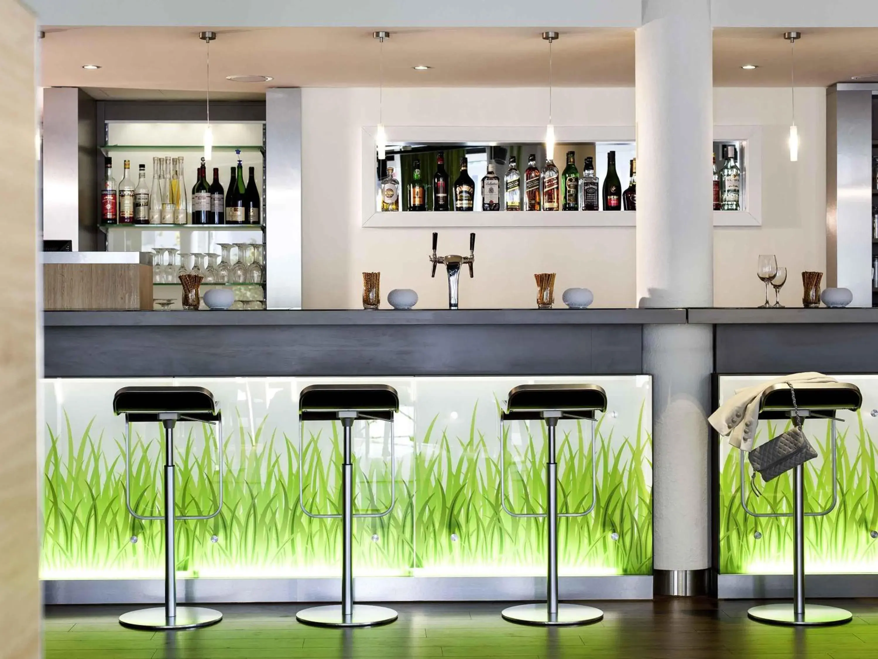 Lounge or bar in ibis Berlin Dreilinden Lounge or bar in ibis Berlin Dreilinden