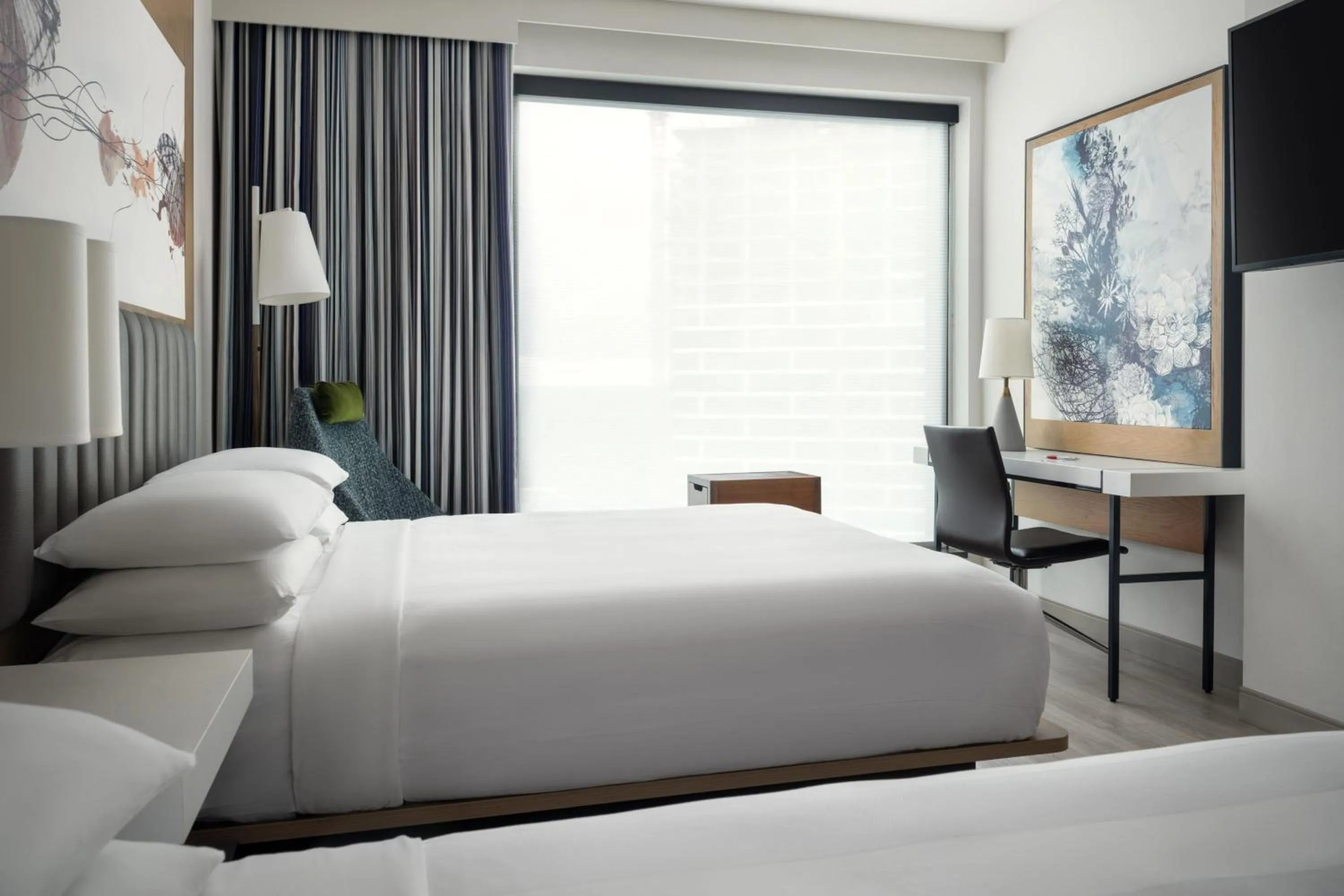 Photo of the whole room, Bed in Austin Marriott Downtown