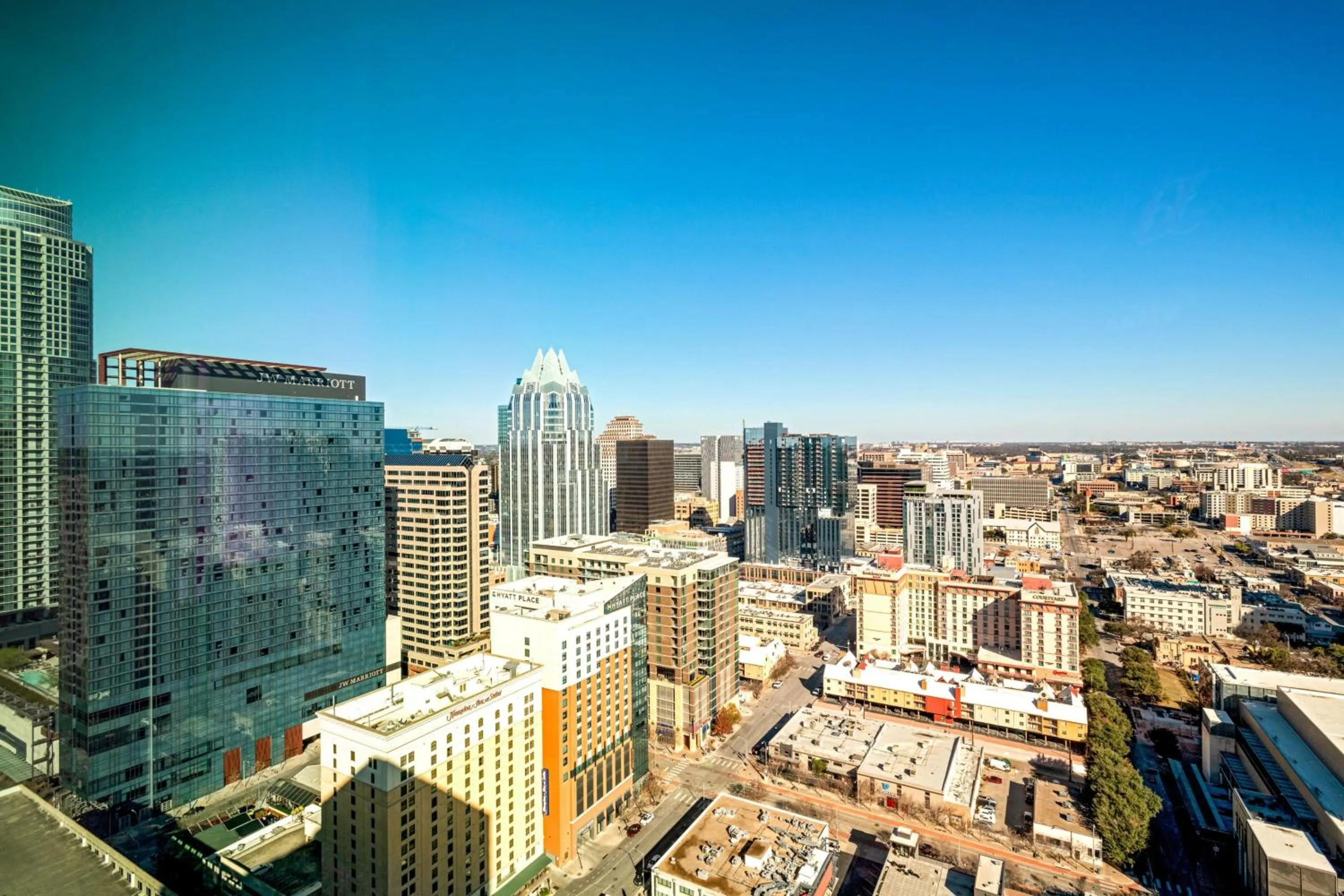 Photo of the whole room in Austin Marriott Downtown