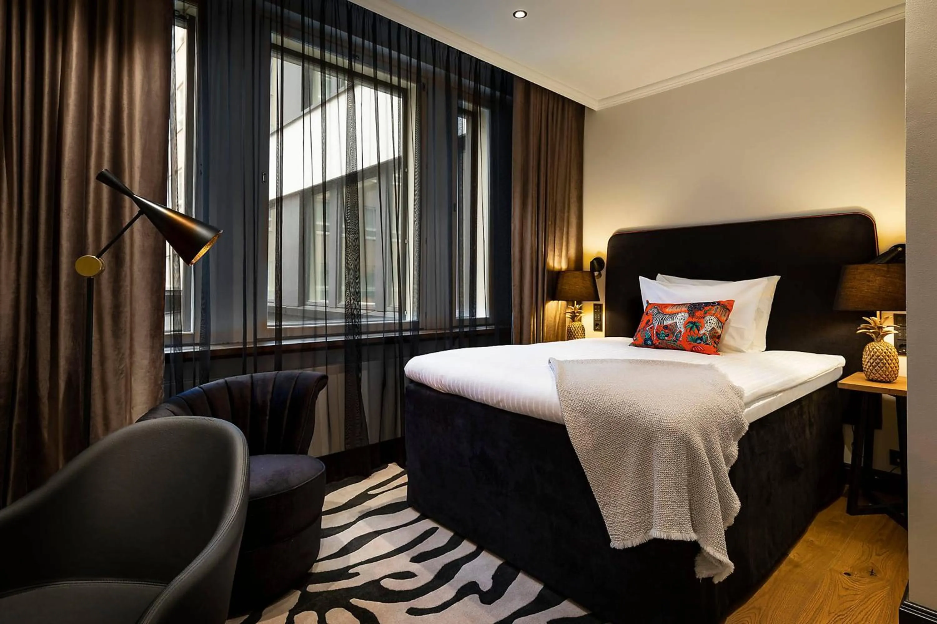 Photo of the whole room, Bed in Hotel U14, Autograph Collection