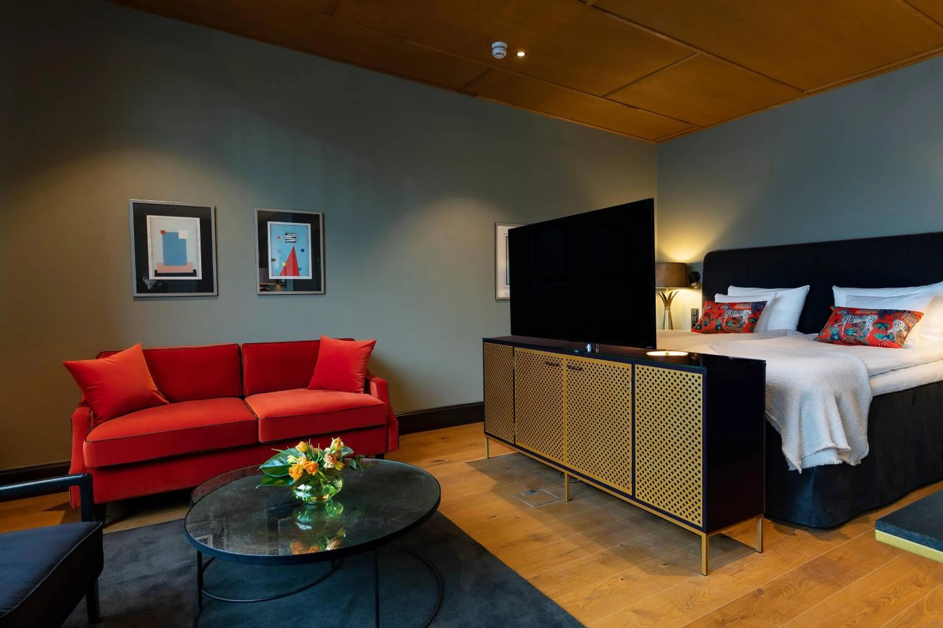 Photo of the whole room, Bed in Hotel U14, Autograph Collection