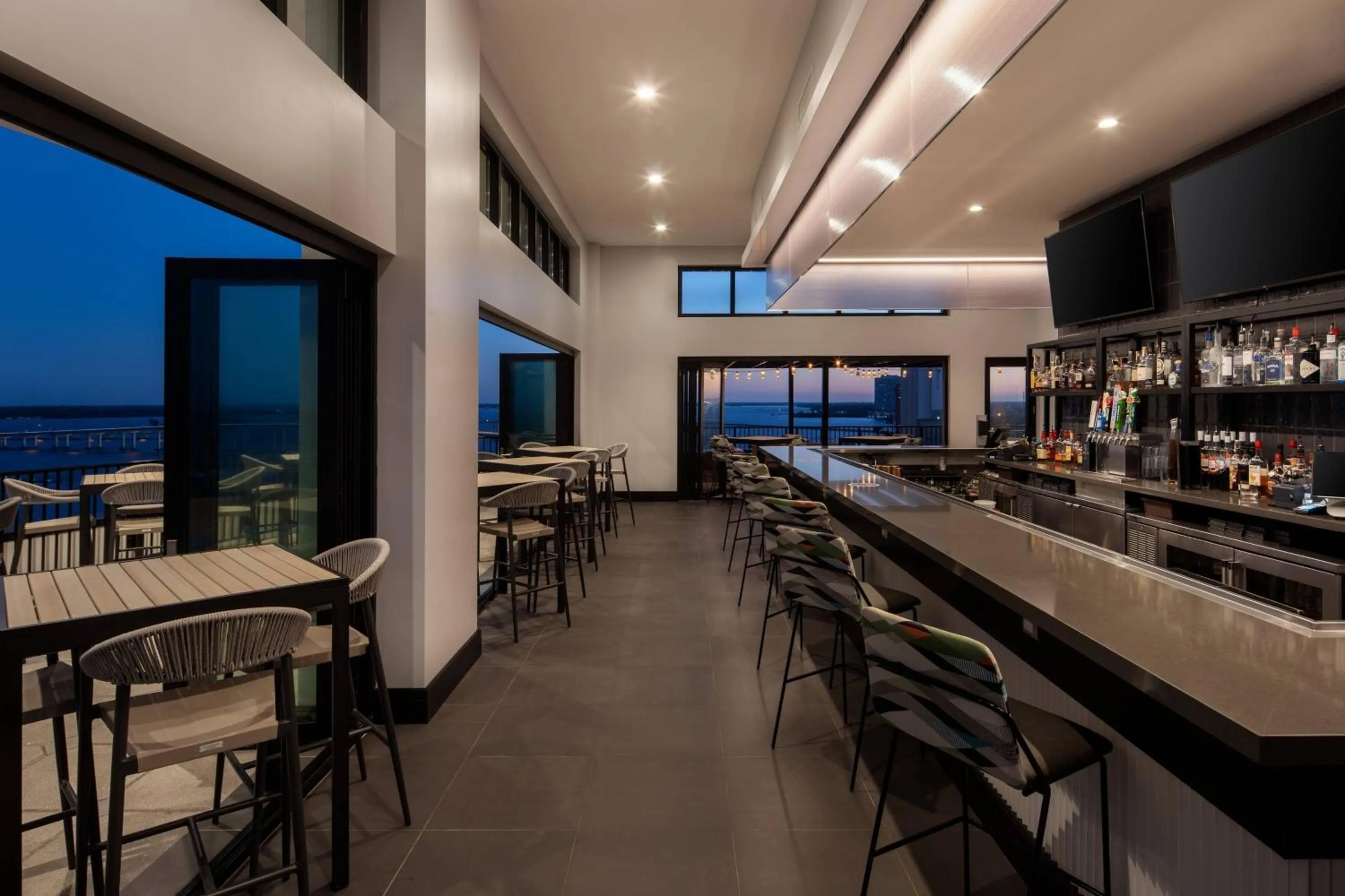 Restaurant/places to eat in Luminary Hotel & Co., Autograph Collection