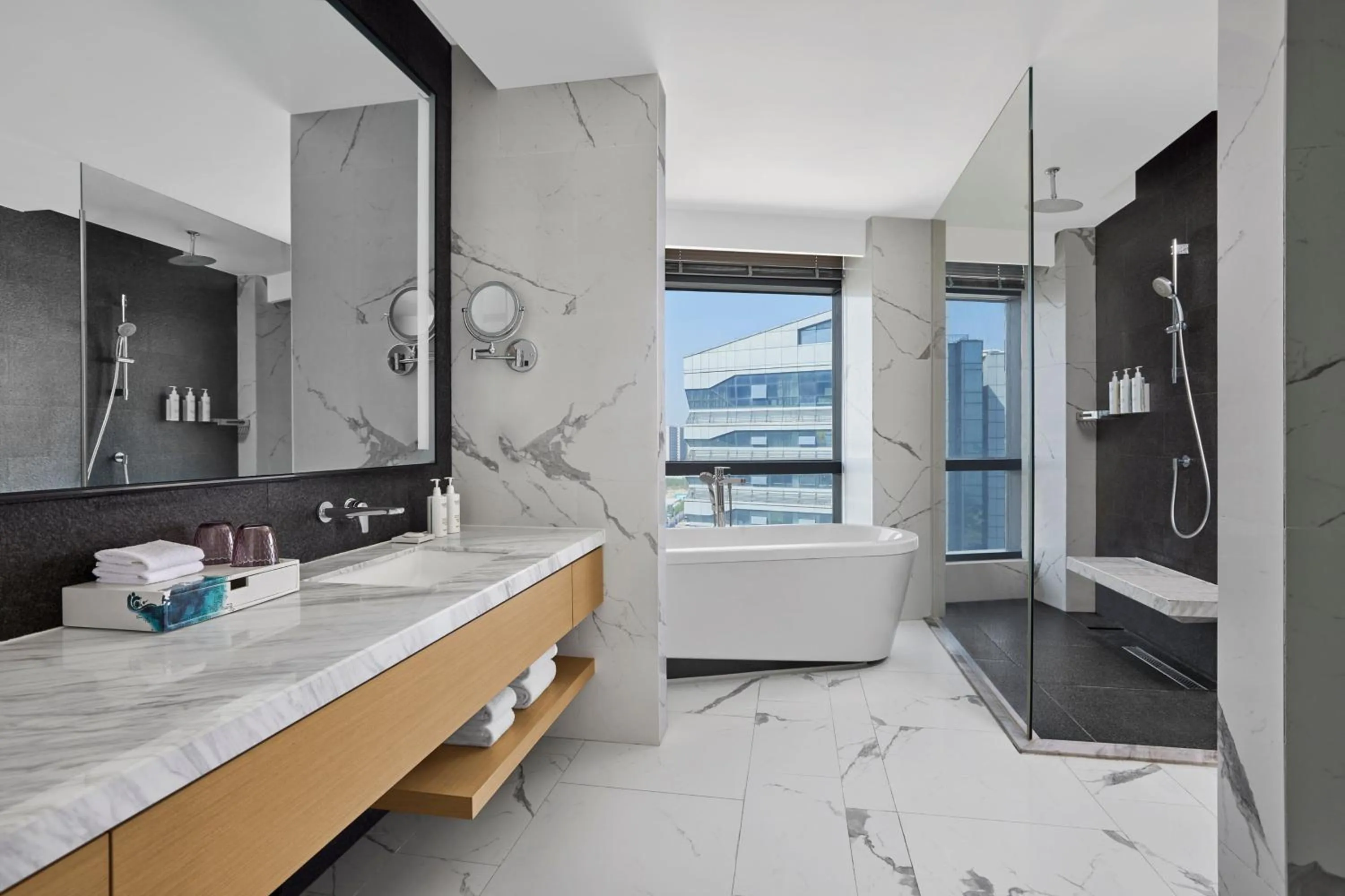 Photo of the whole room in Courtyard by Marriott Xiamen