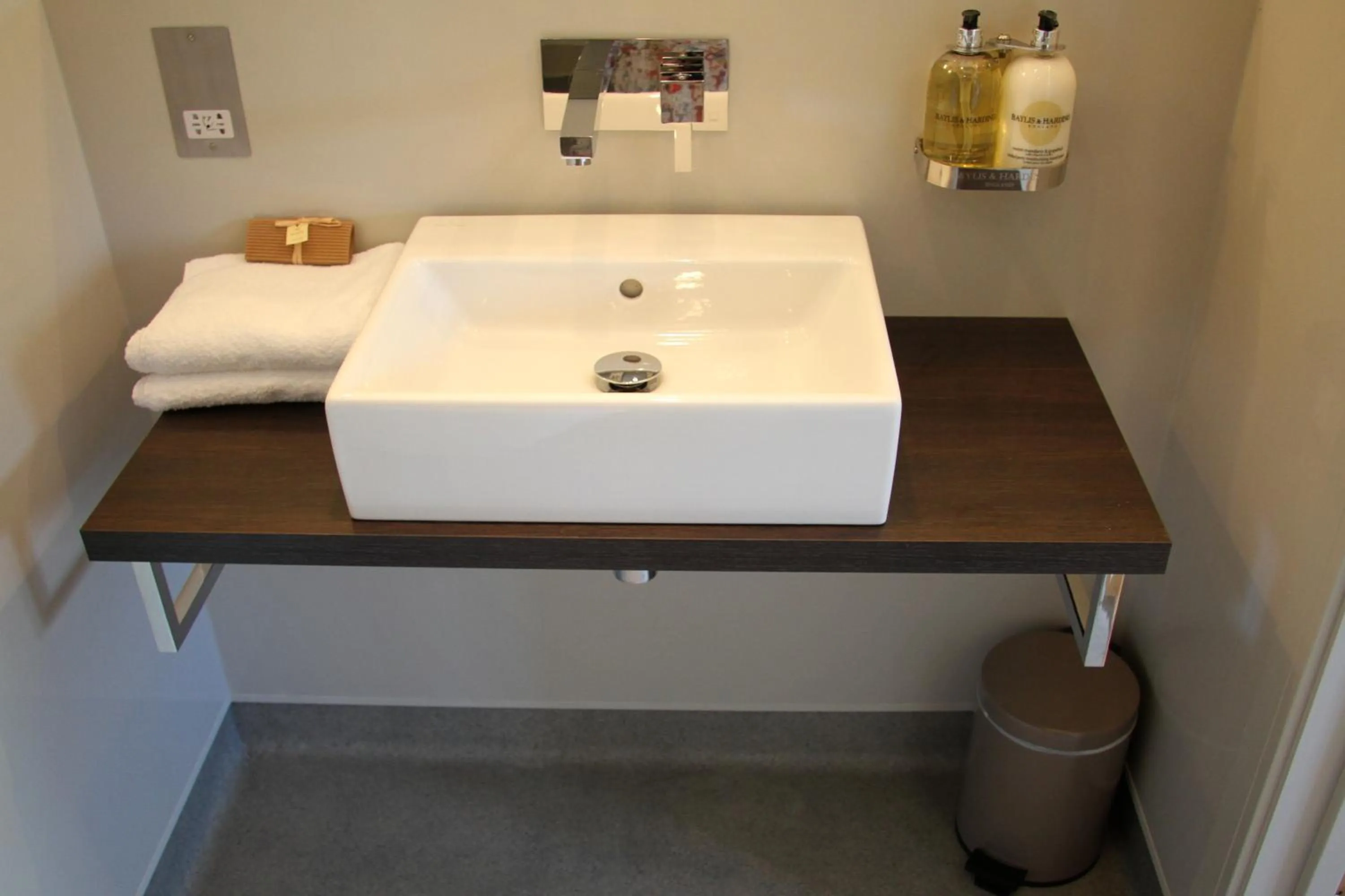 Bathroom in The Vineyard Lamberhurst