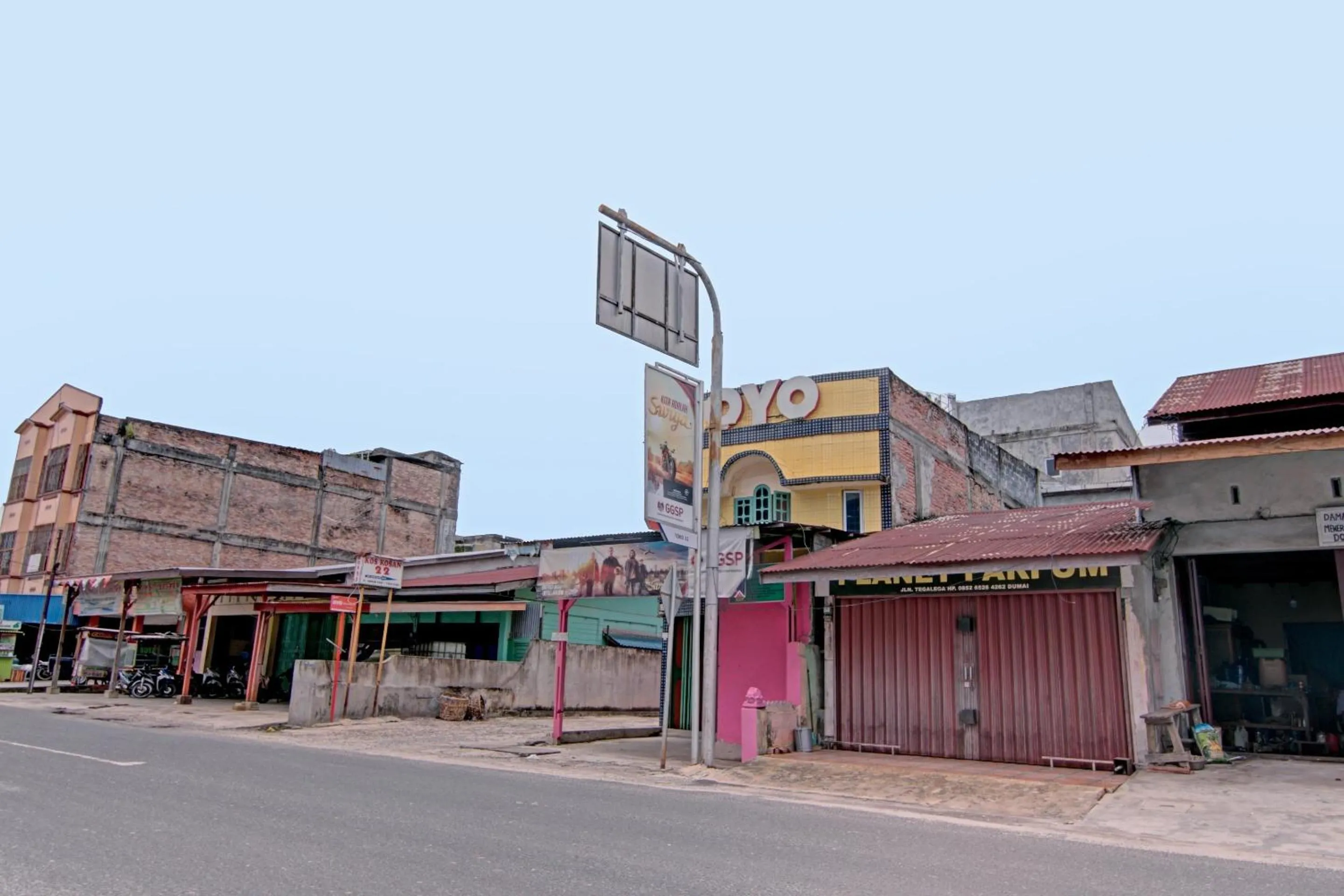 Facade/entrance in Hotel O Homestay 22 Syariah