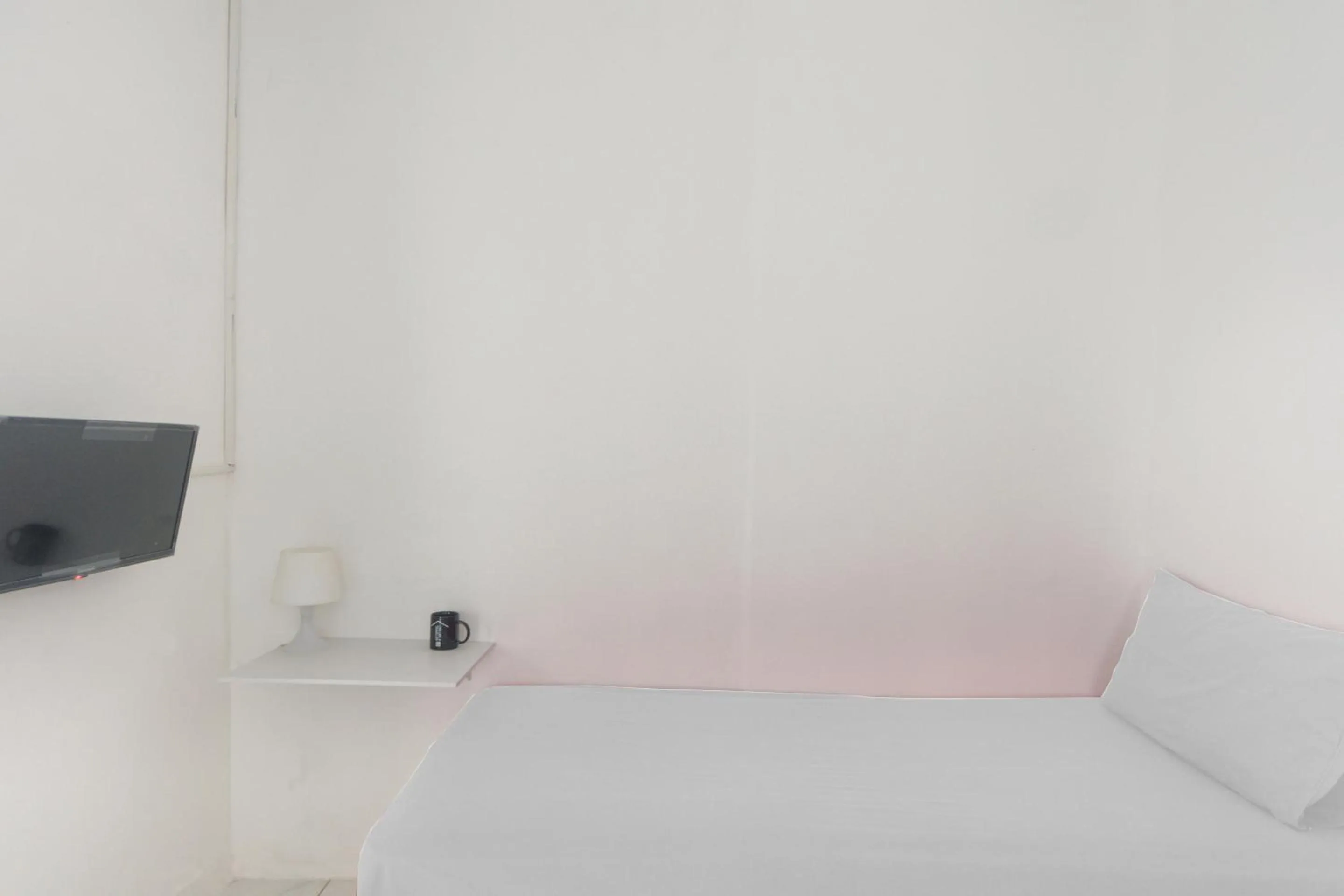 Bedroom, Bed in OYO Life 3055 Rumah Enin