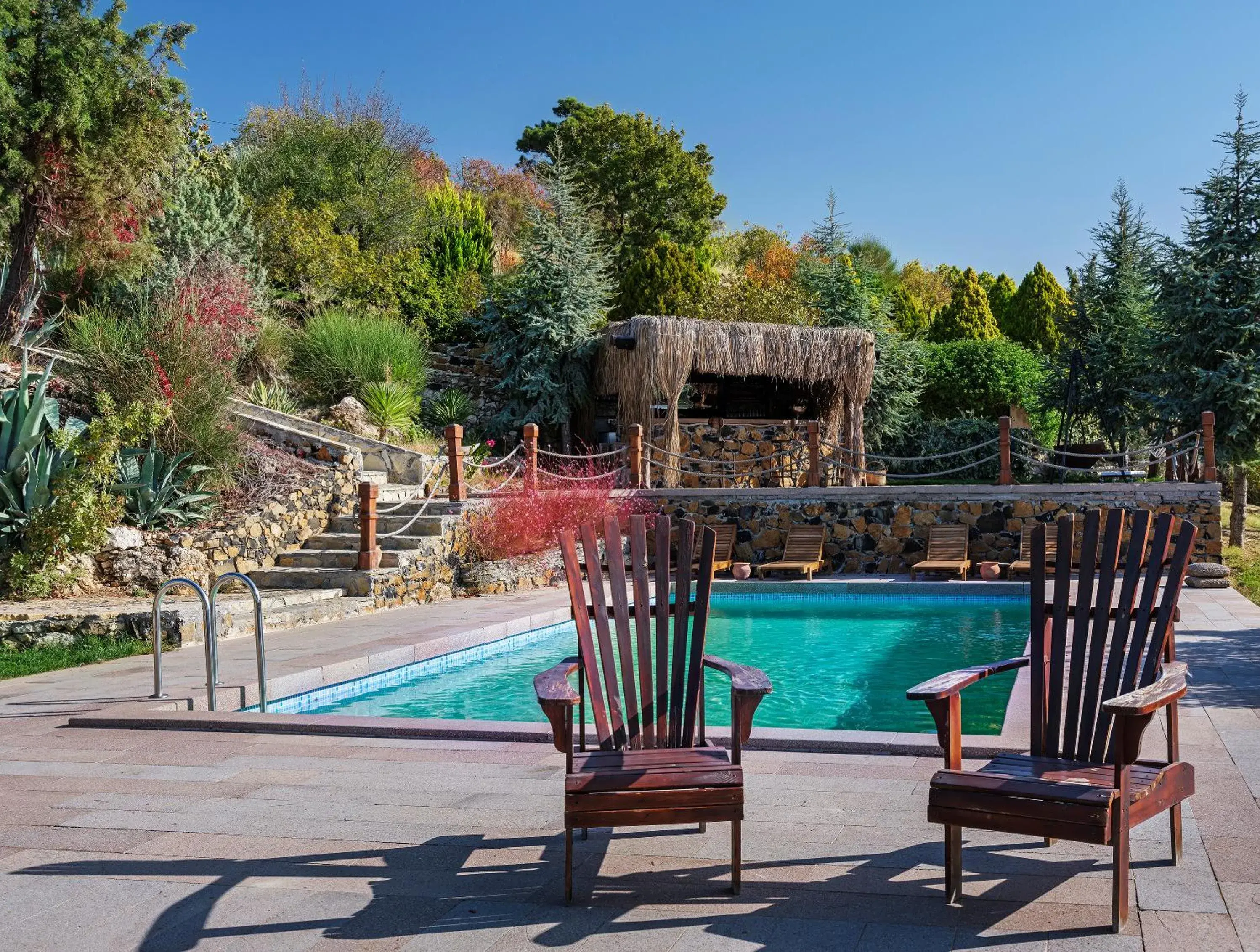 Swimming pool in Simurg Inn Swimming pool in Simurg Inn