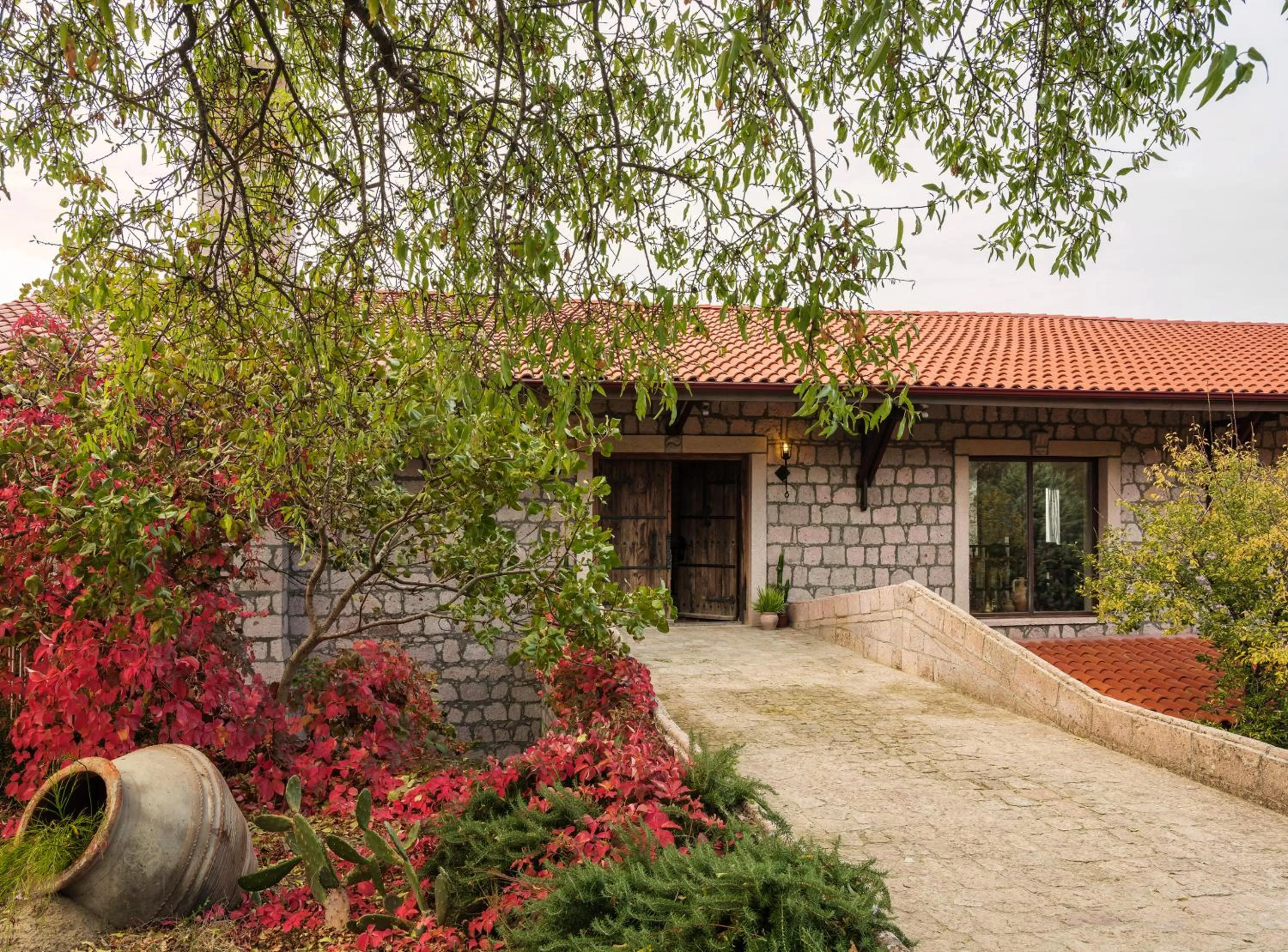 Property building in Simurg Inn