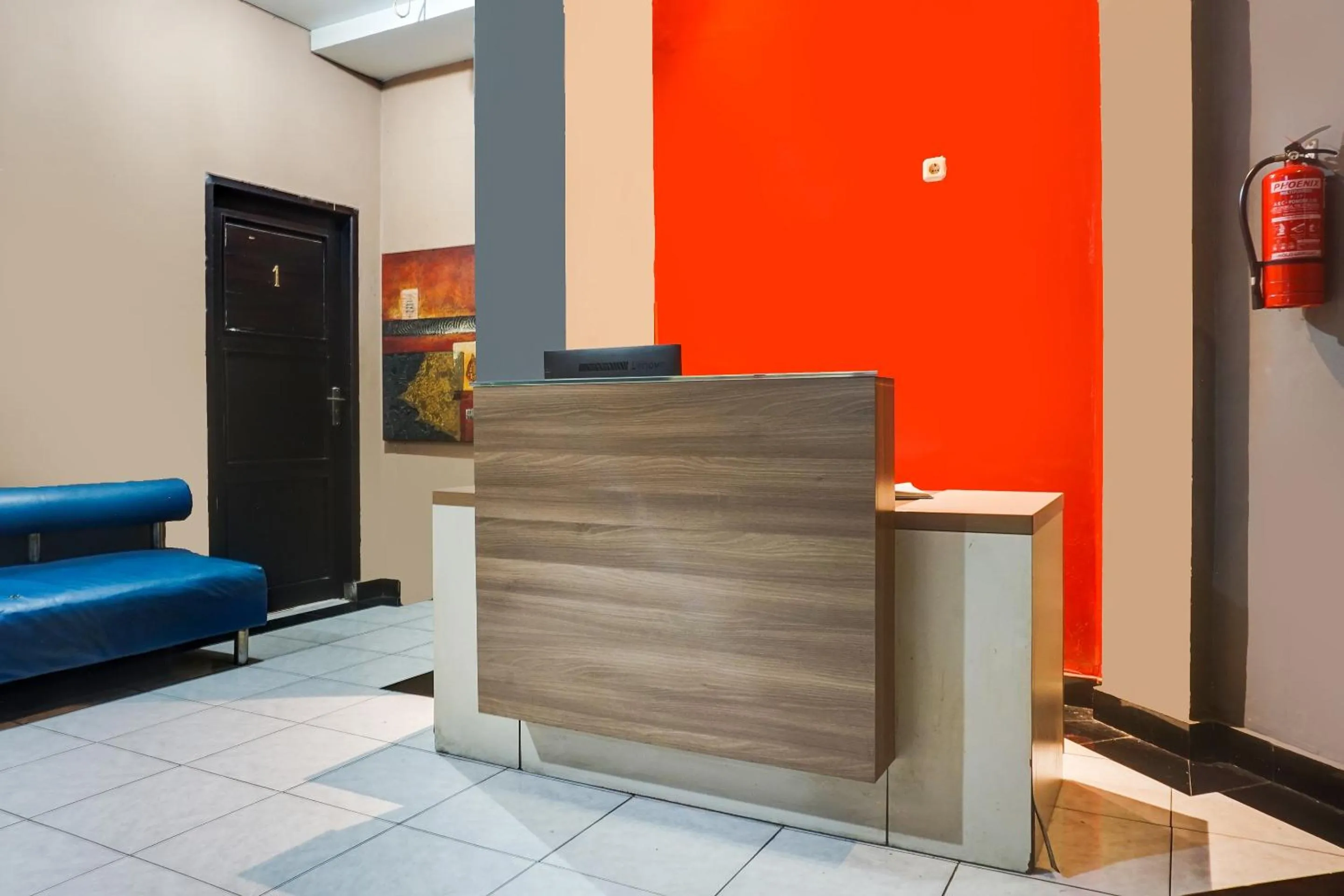 Lobby or reception in Hotel O Makassar near Mall Panakukkang formerly Sayang Home Stay