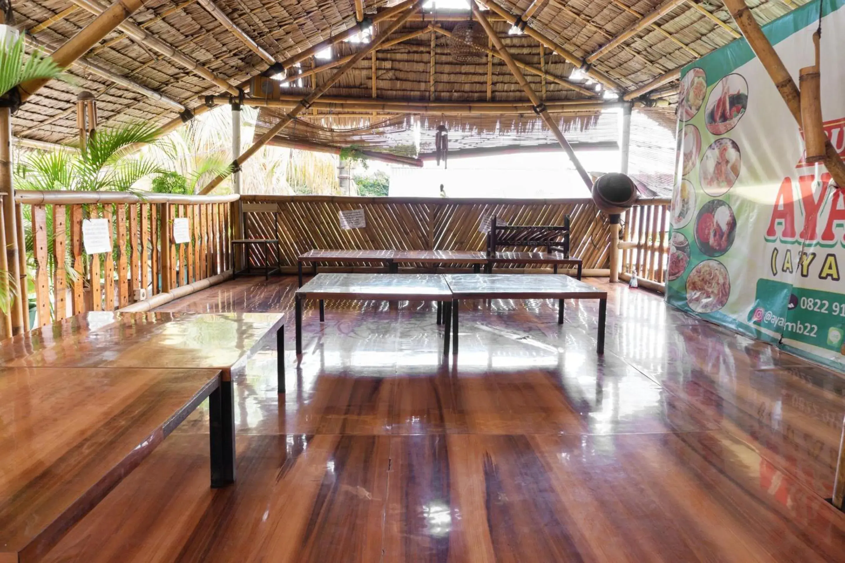 Restaurant/places to eat in Hotel O Semarapura Homestay Restaurant/places to eat in Hotel O Semarapura Homestay