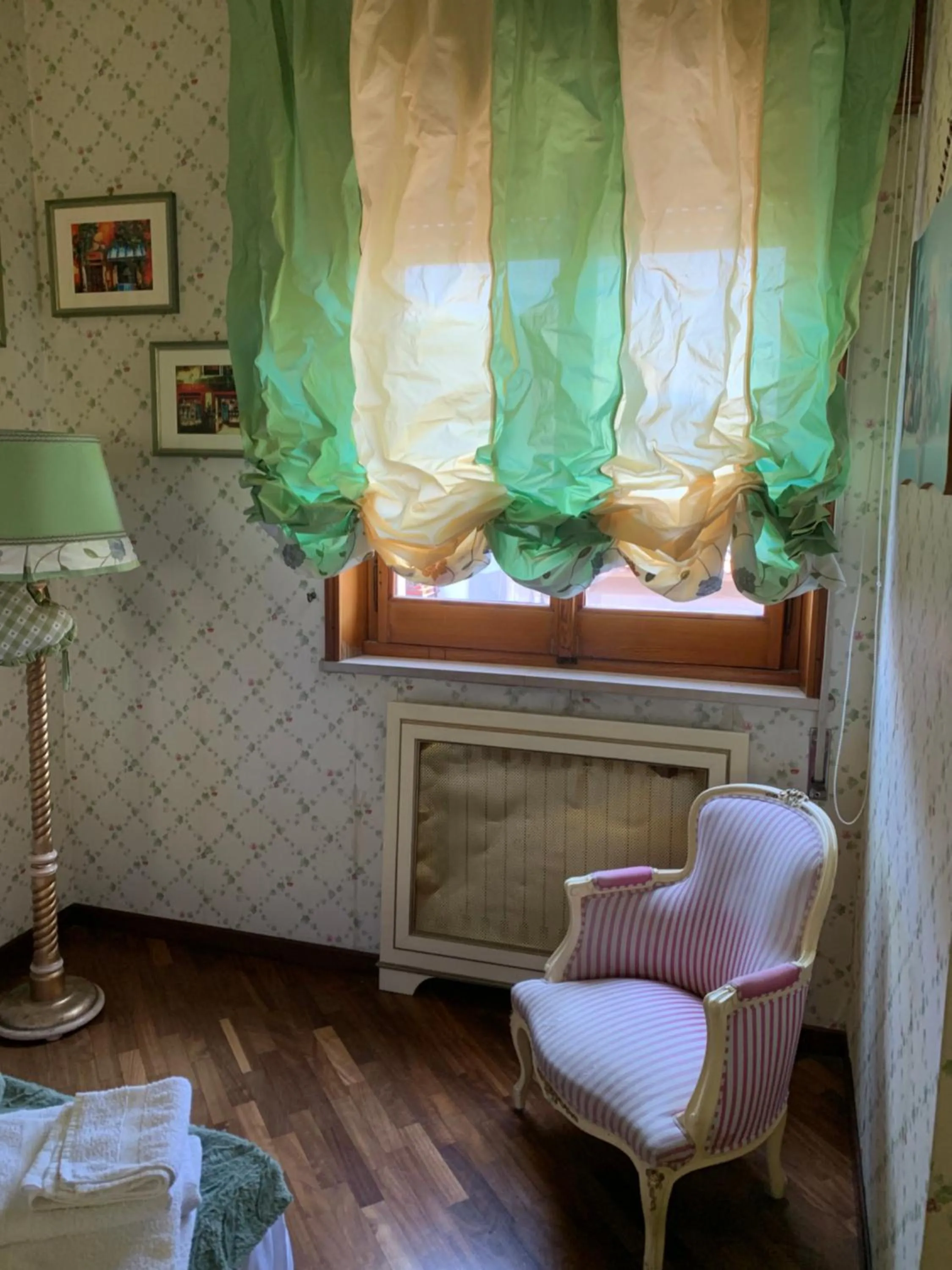 Decorative detail, Bed in I Citri