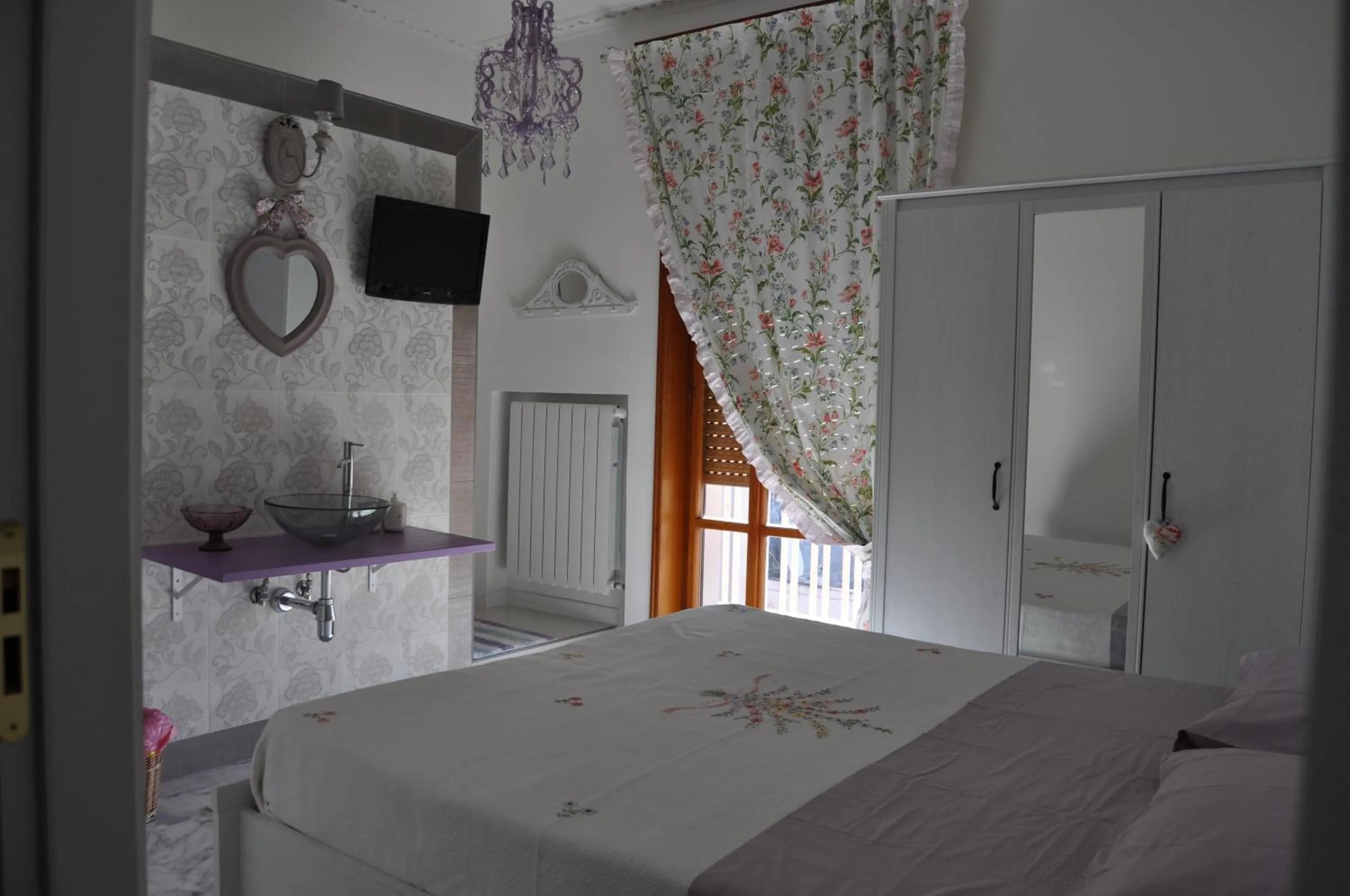 Photo of the whole room, Bed in I Citri