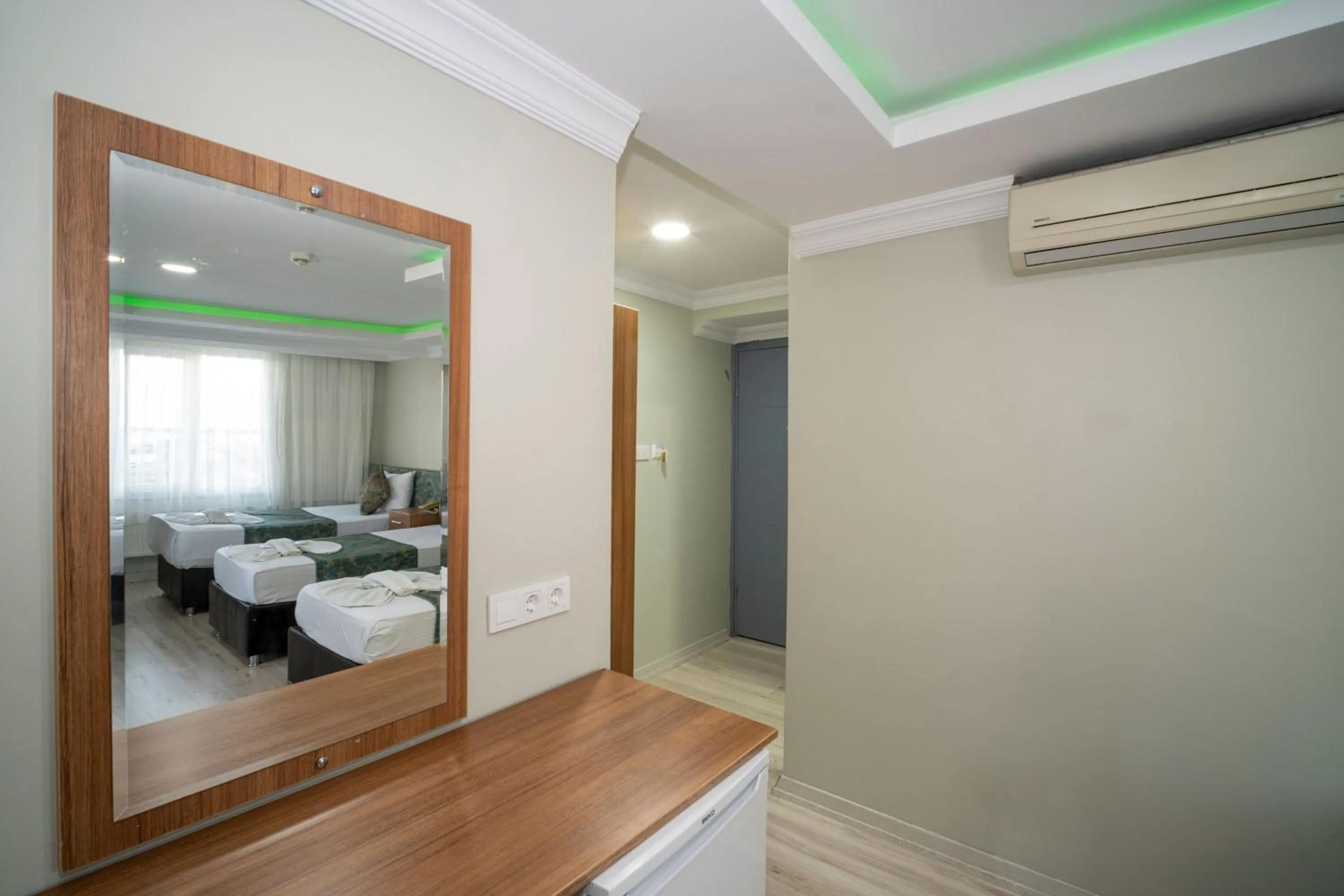 Bed in Hotel Simper