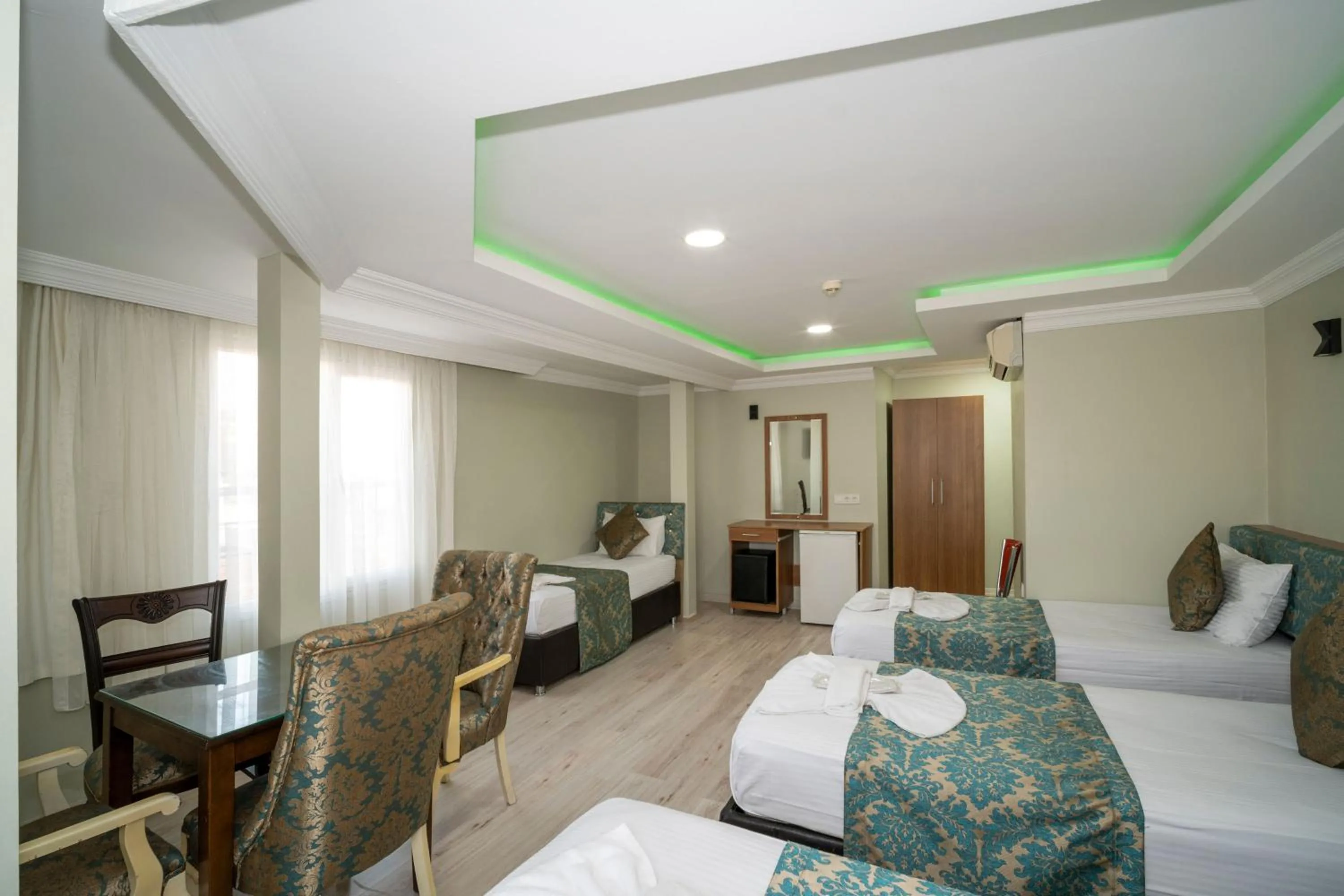 Bed in Hotel Simper