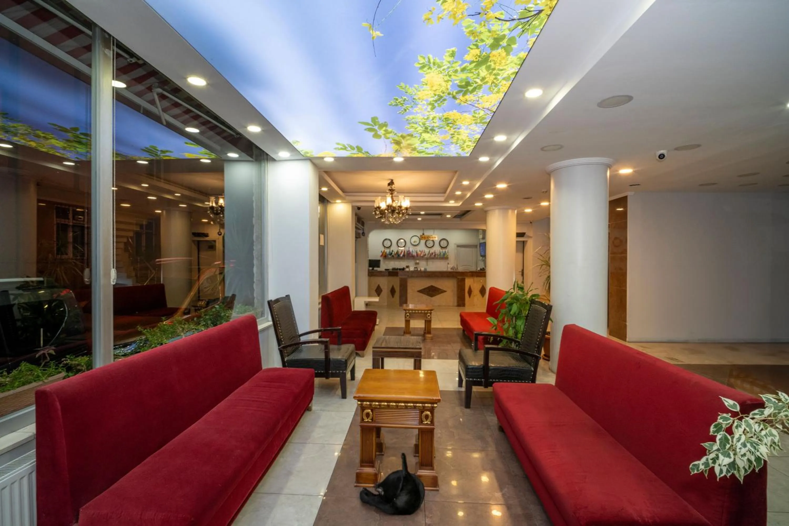 Seating area in Hotel Simper