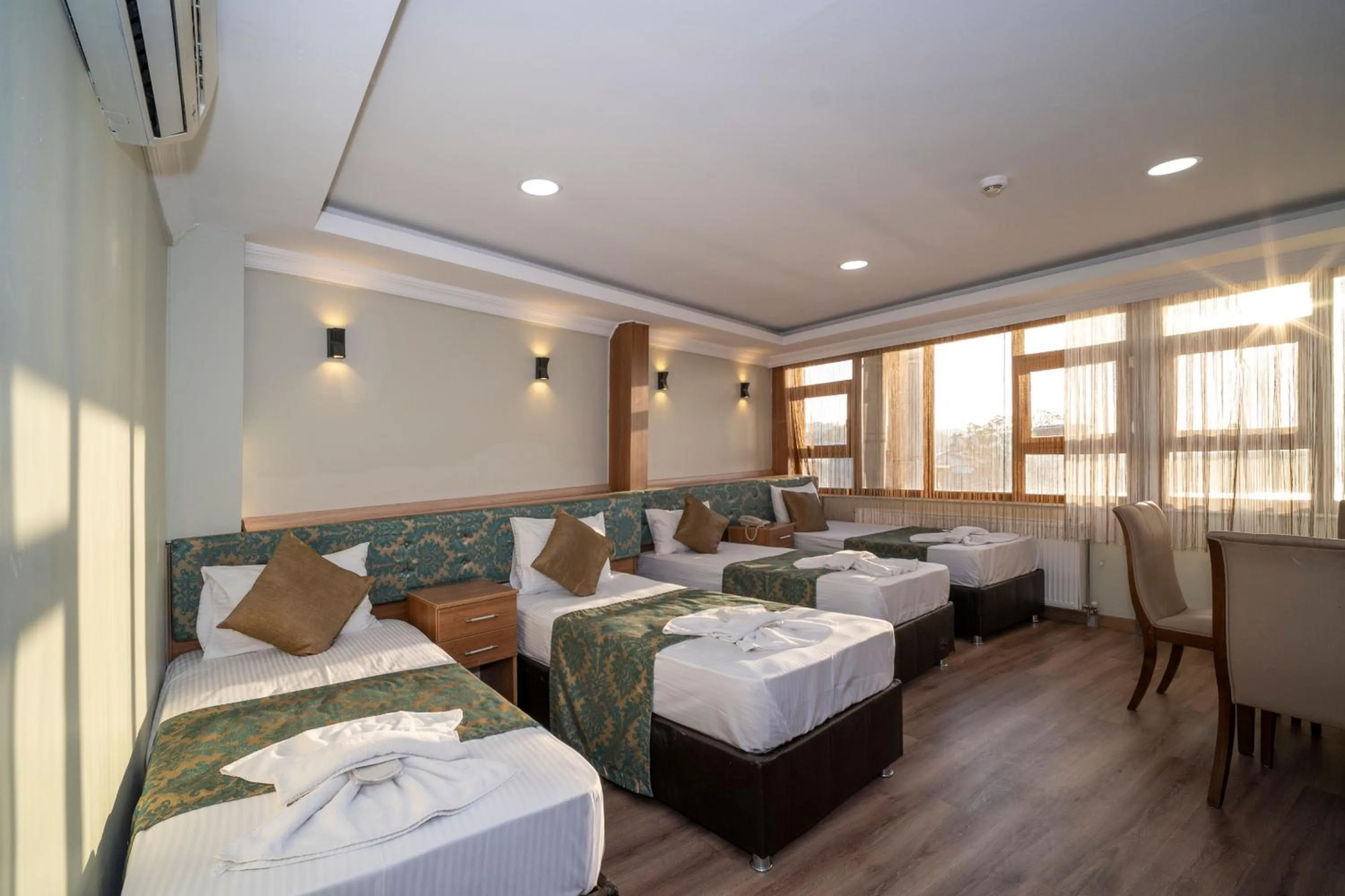 Bed in Hotel Simper