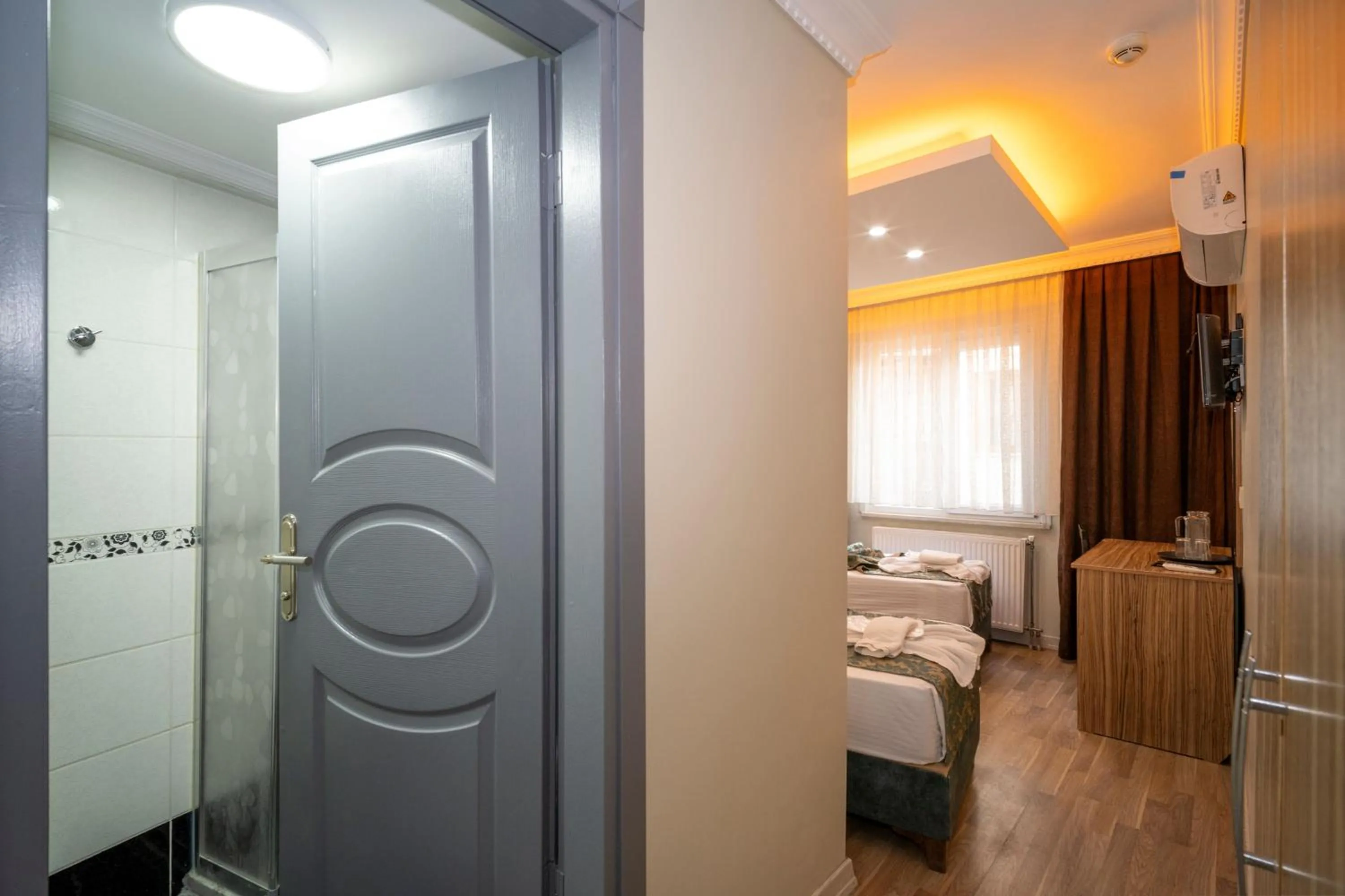 Bed in Hotel Simper