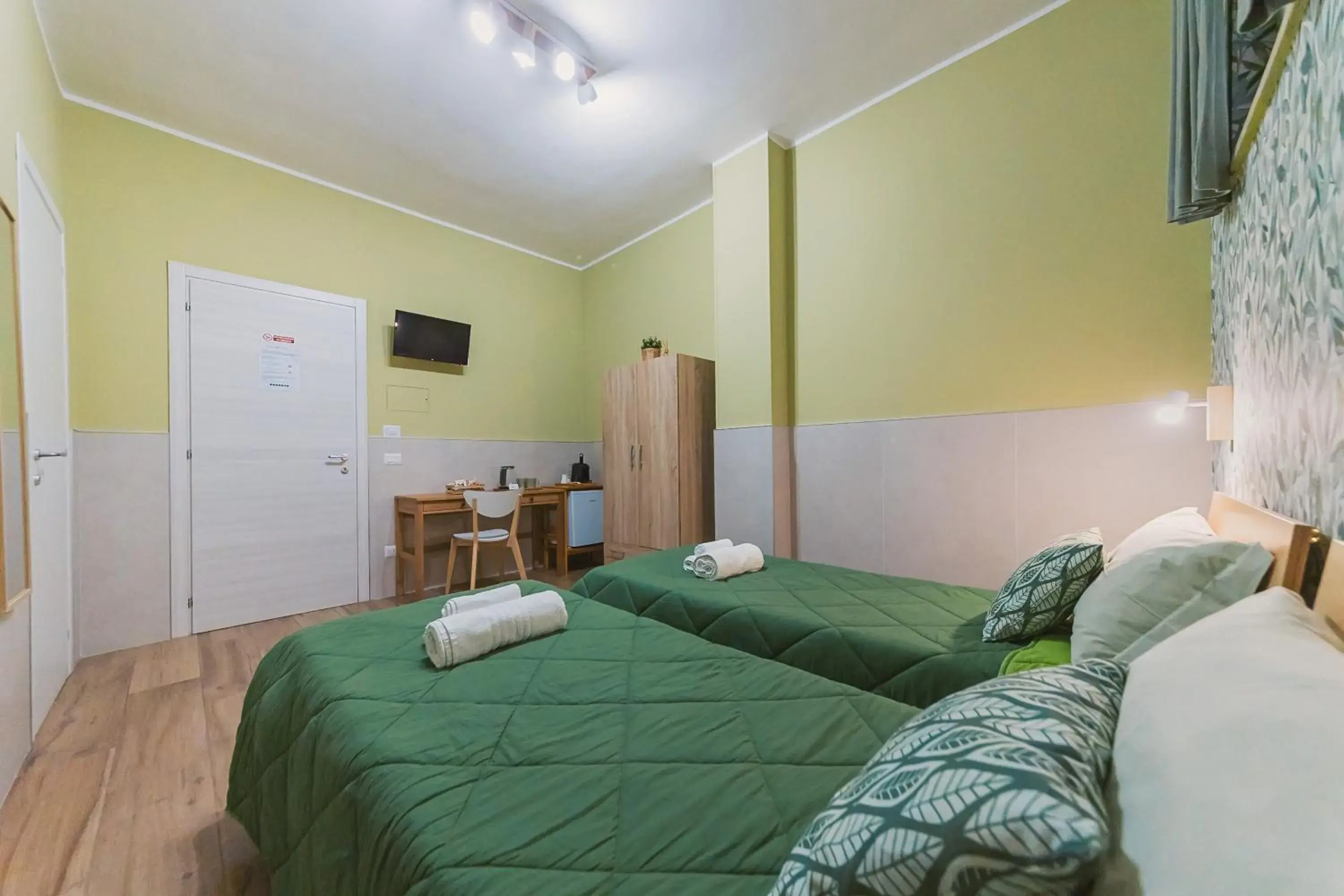 Double or Twin Room in Apulia Rooms Bari Double or Twin Room in Apulia Rooms Bari