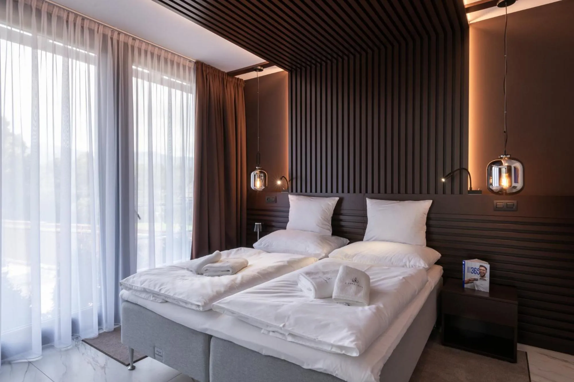 Photo of the whole room, Bed in Resort CATTALEYA