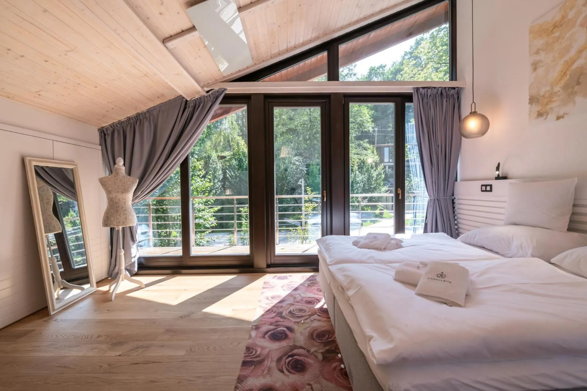 Photo of the whole room, Bed in Resort CATTALEYA