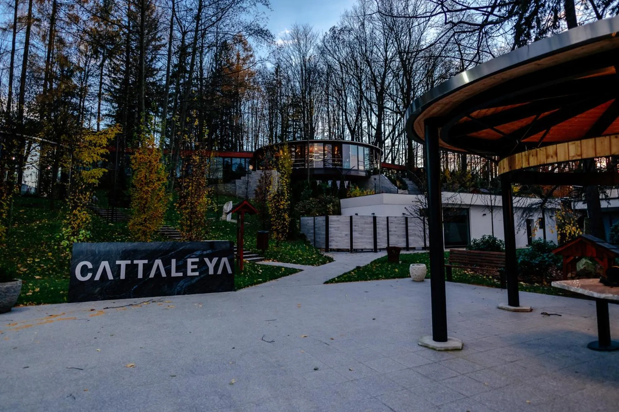 Property building in Resort CATTALEYA
