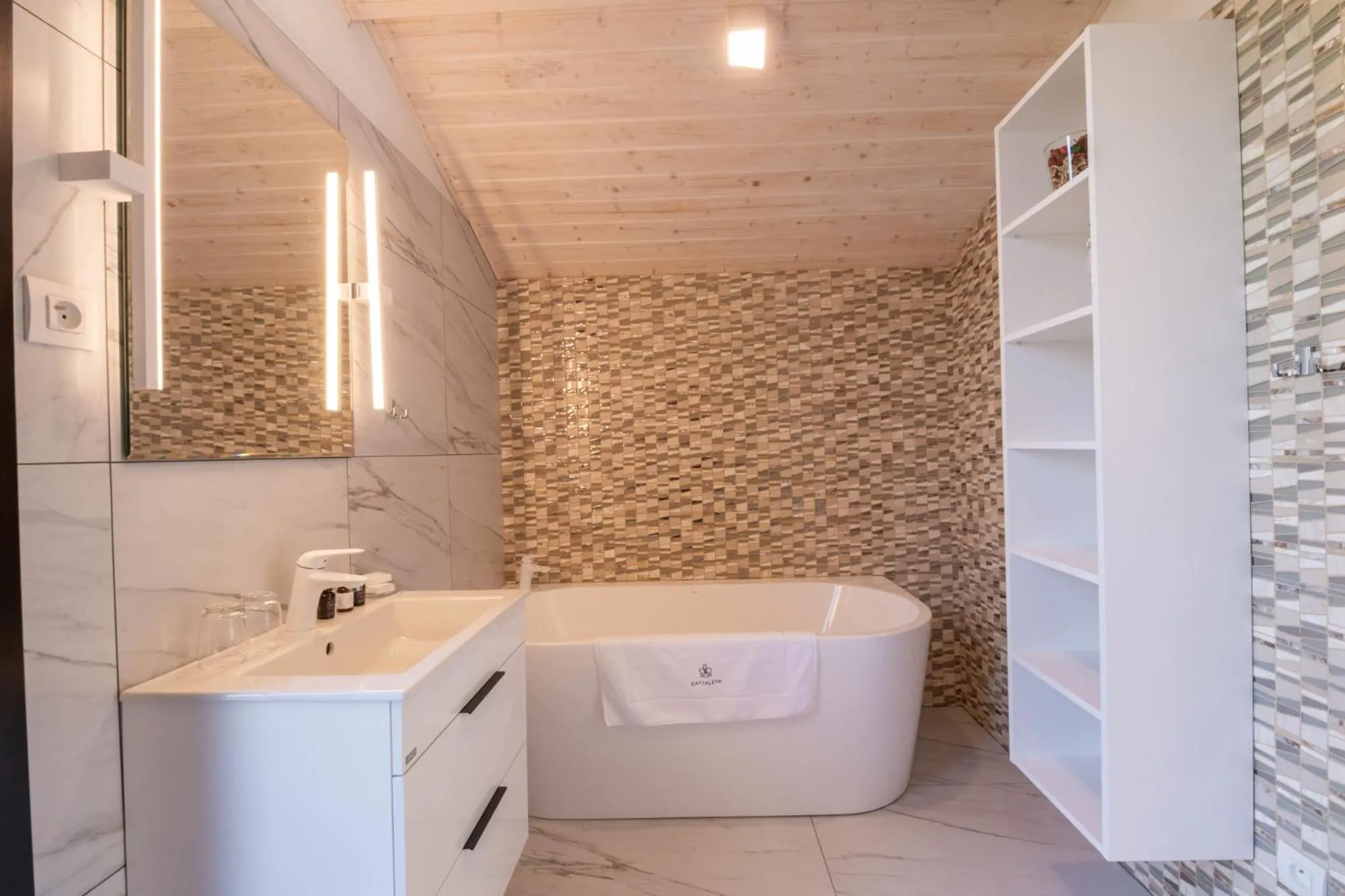 Bathroom in Resort CATTALEYA
