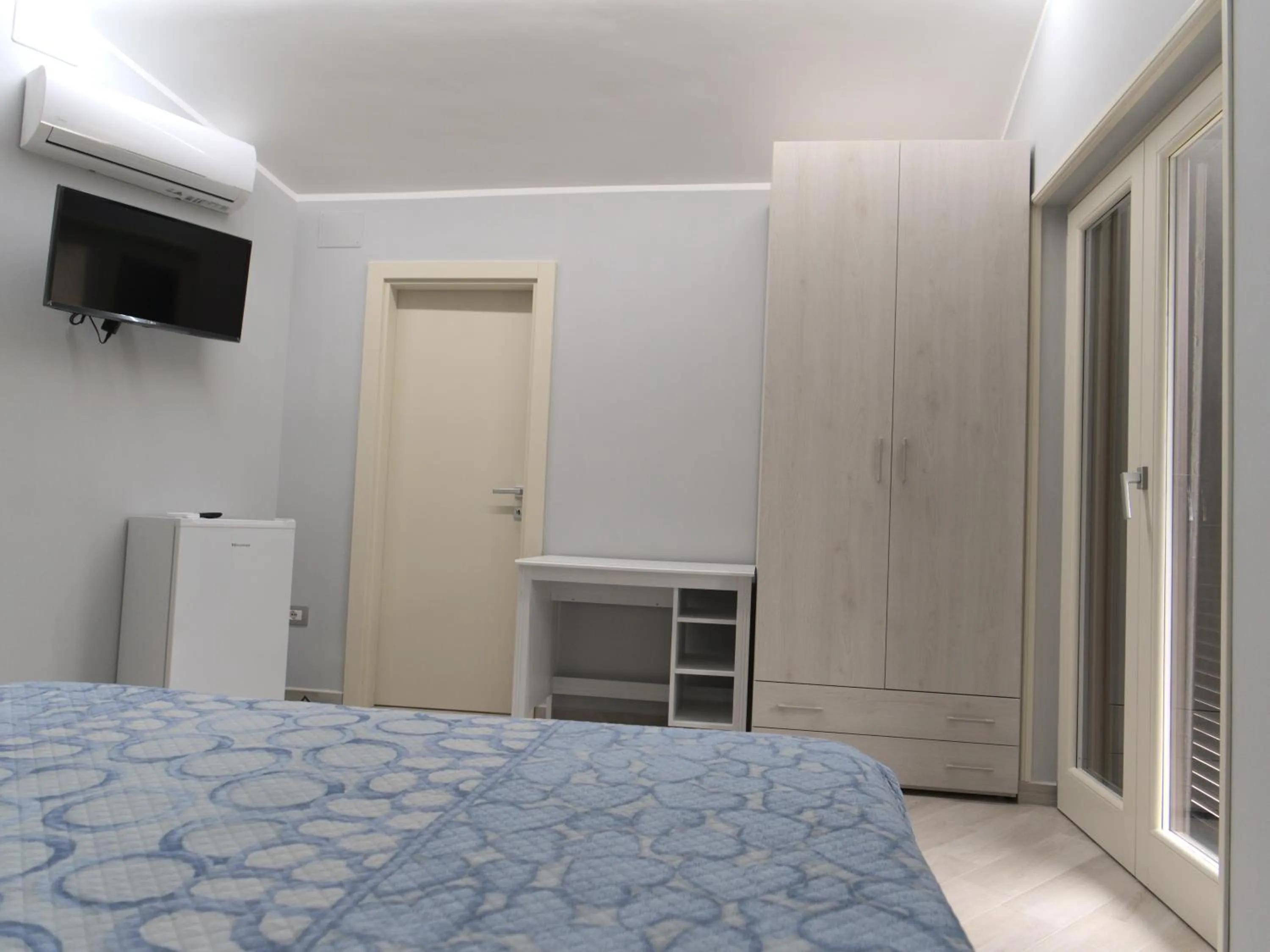 TV and multimedia, Bed in DADA