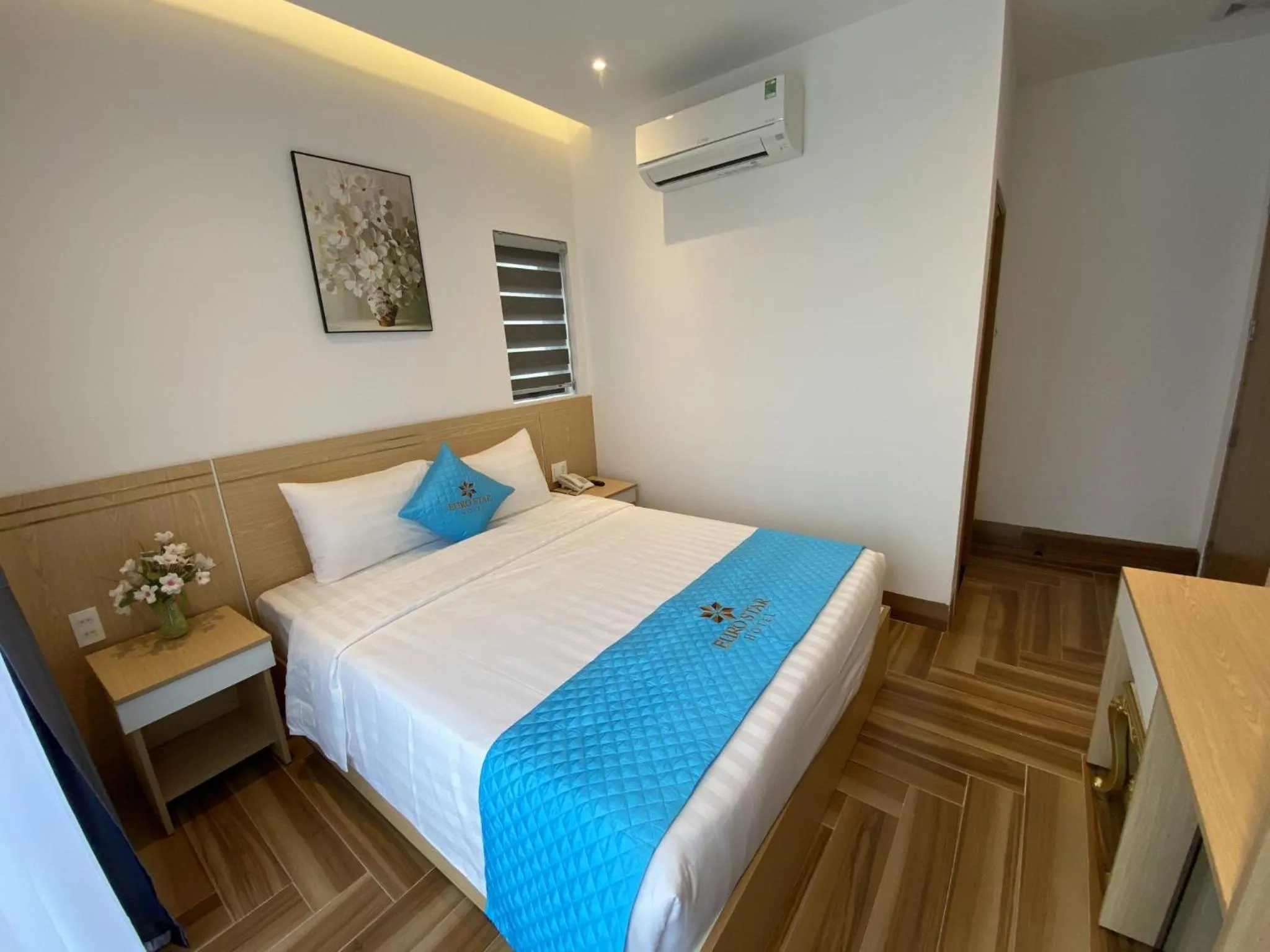 Bed in Euro Star Riverside Hotel