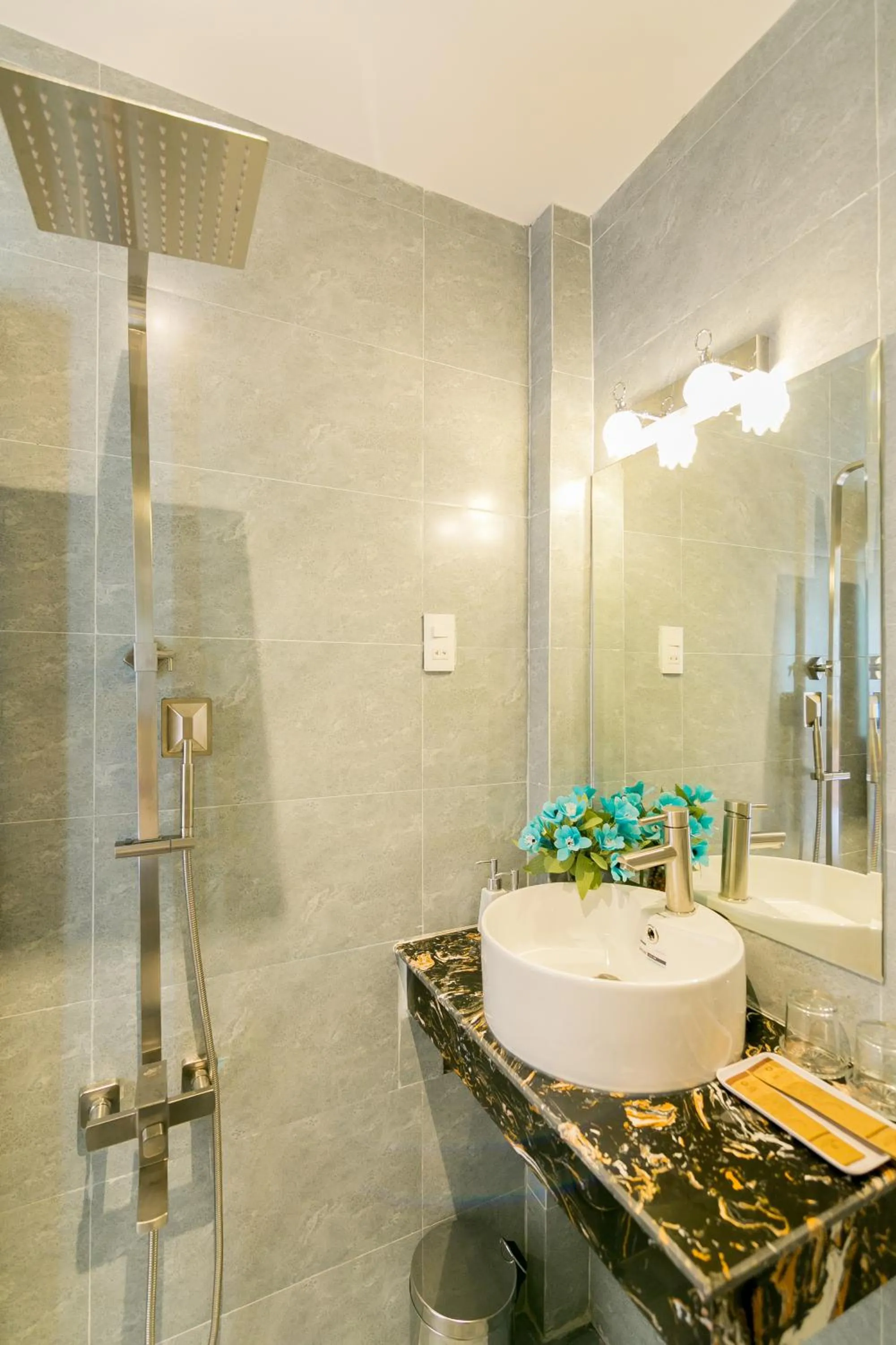 Euro Star Riverside Hotel