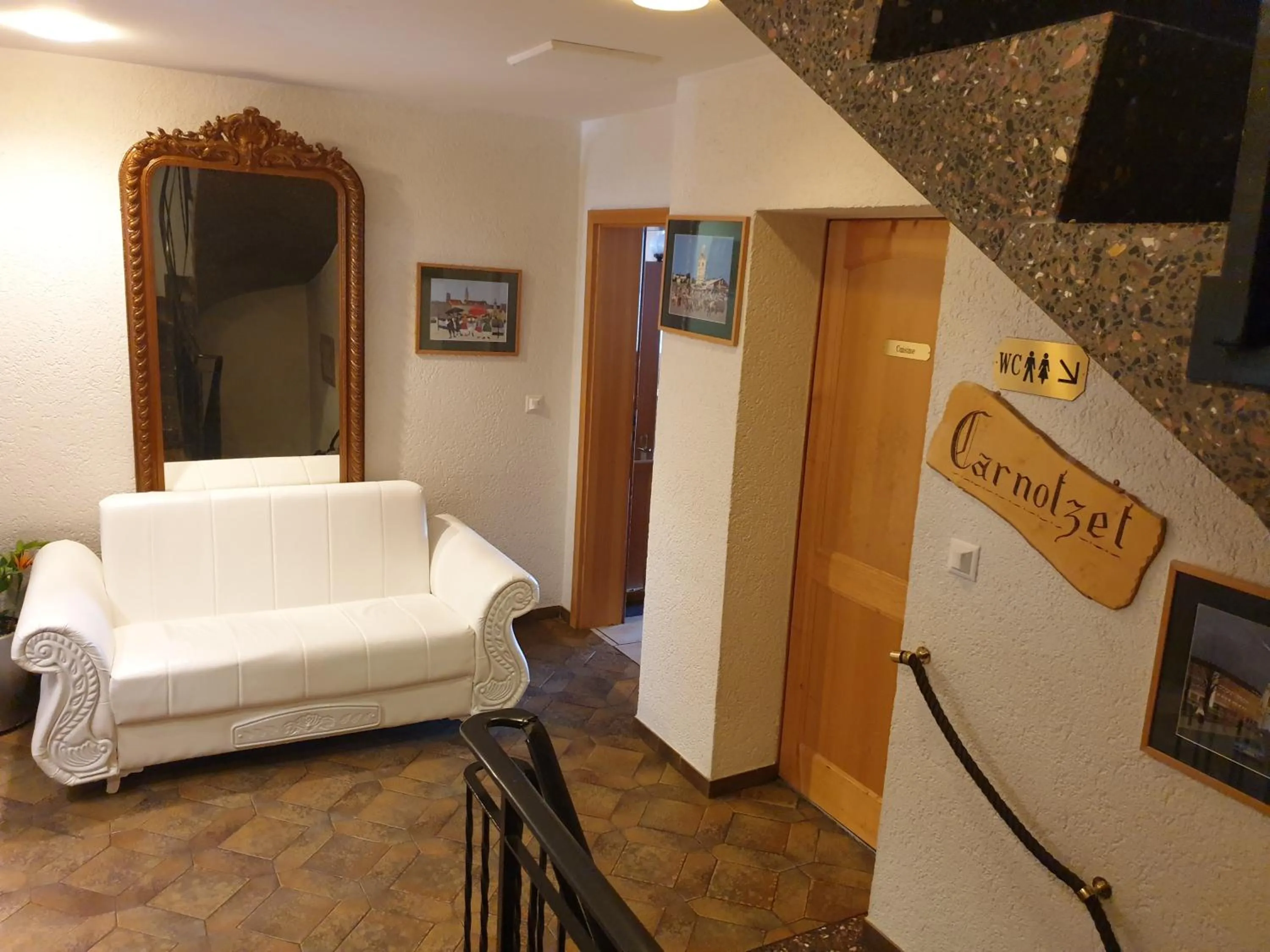 Bed in Hôtel Lion d'Or Romont