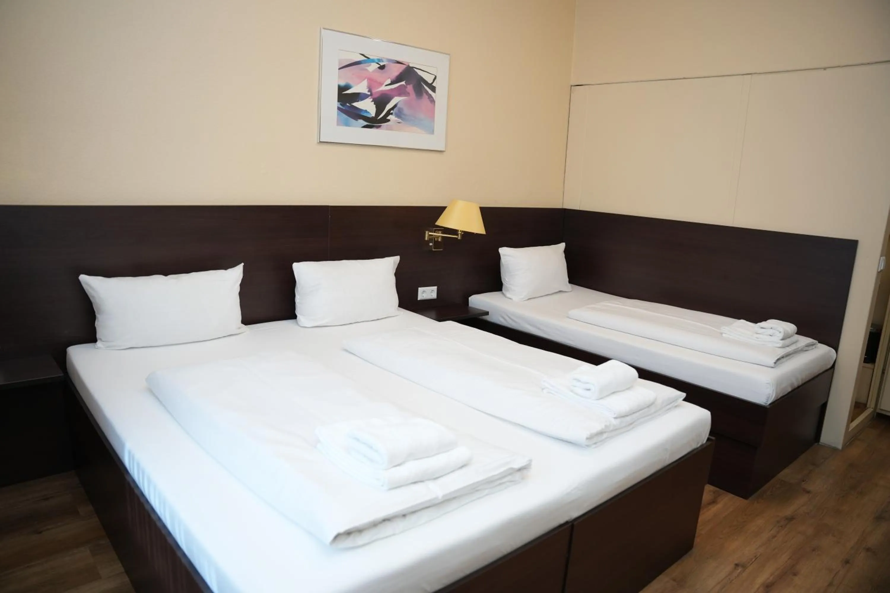 Bed in Hotel CityRing