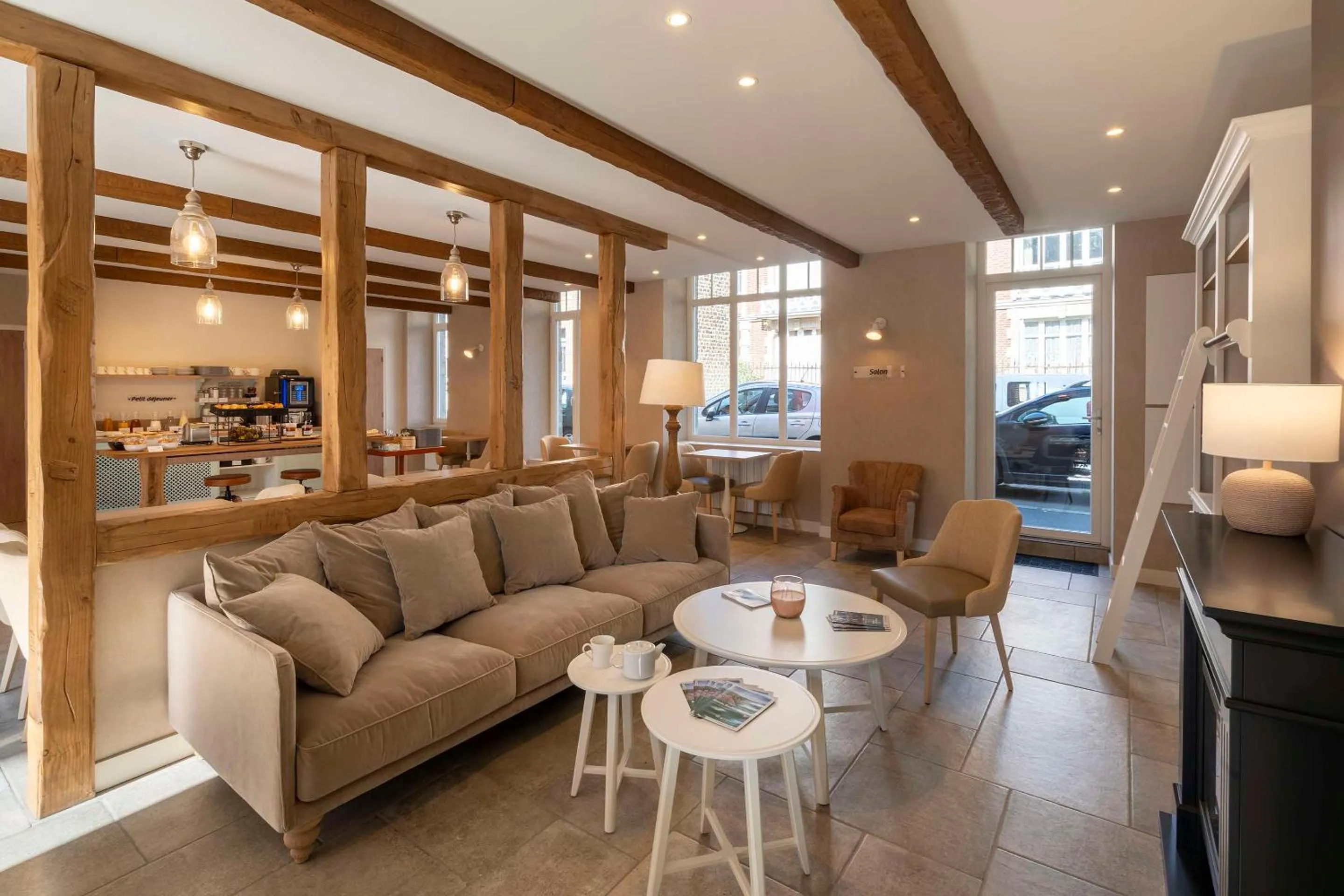 Lobby or reception in Hôtel Le Galion