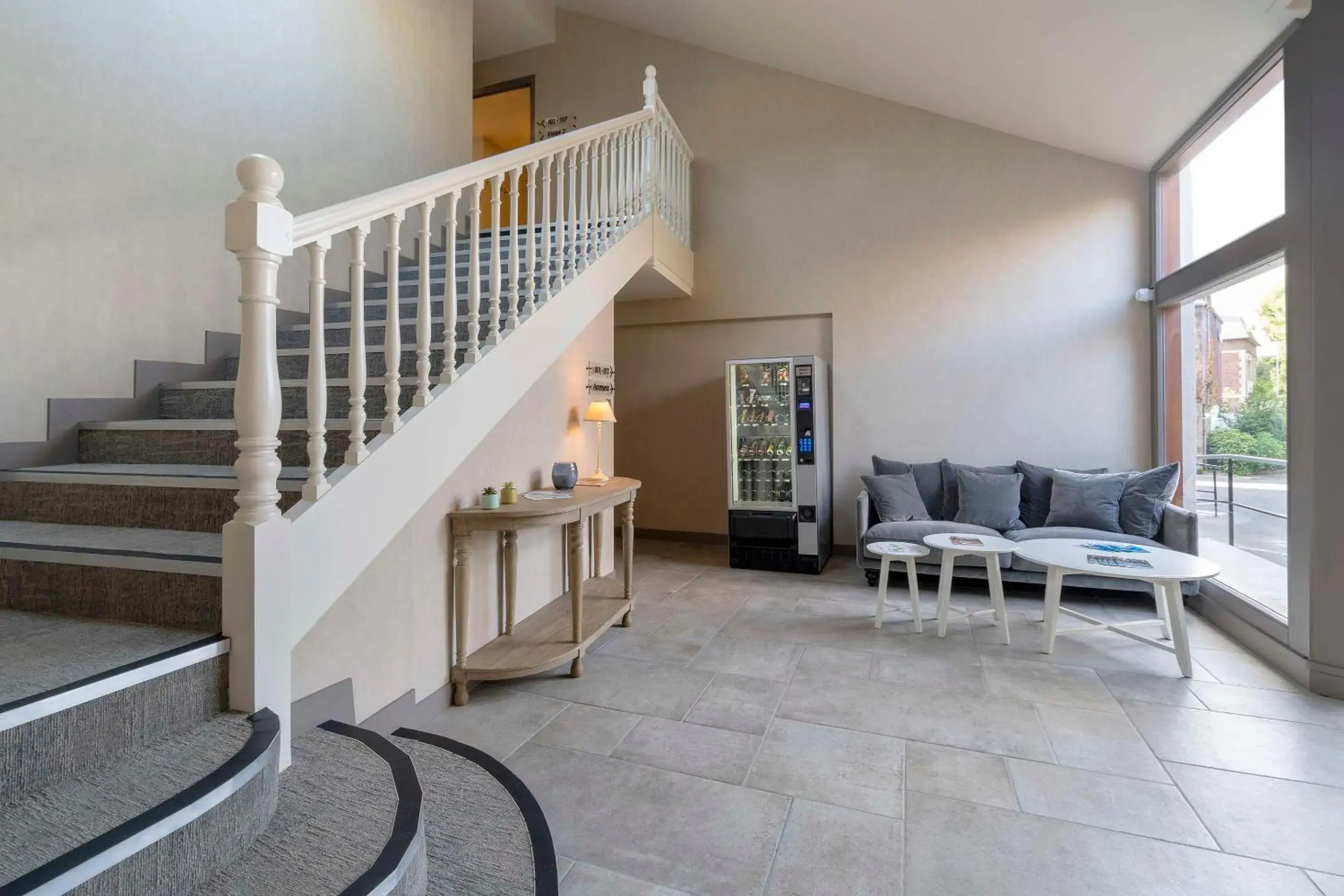 Lobby or reception in Best Western Flers Centre Gare Lobby or reception in Best Western Flers Centre Gare