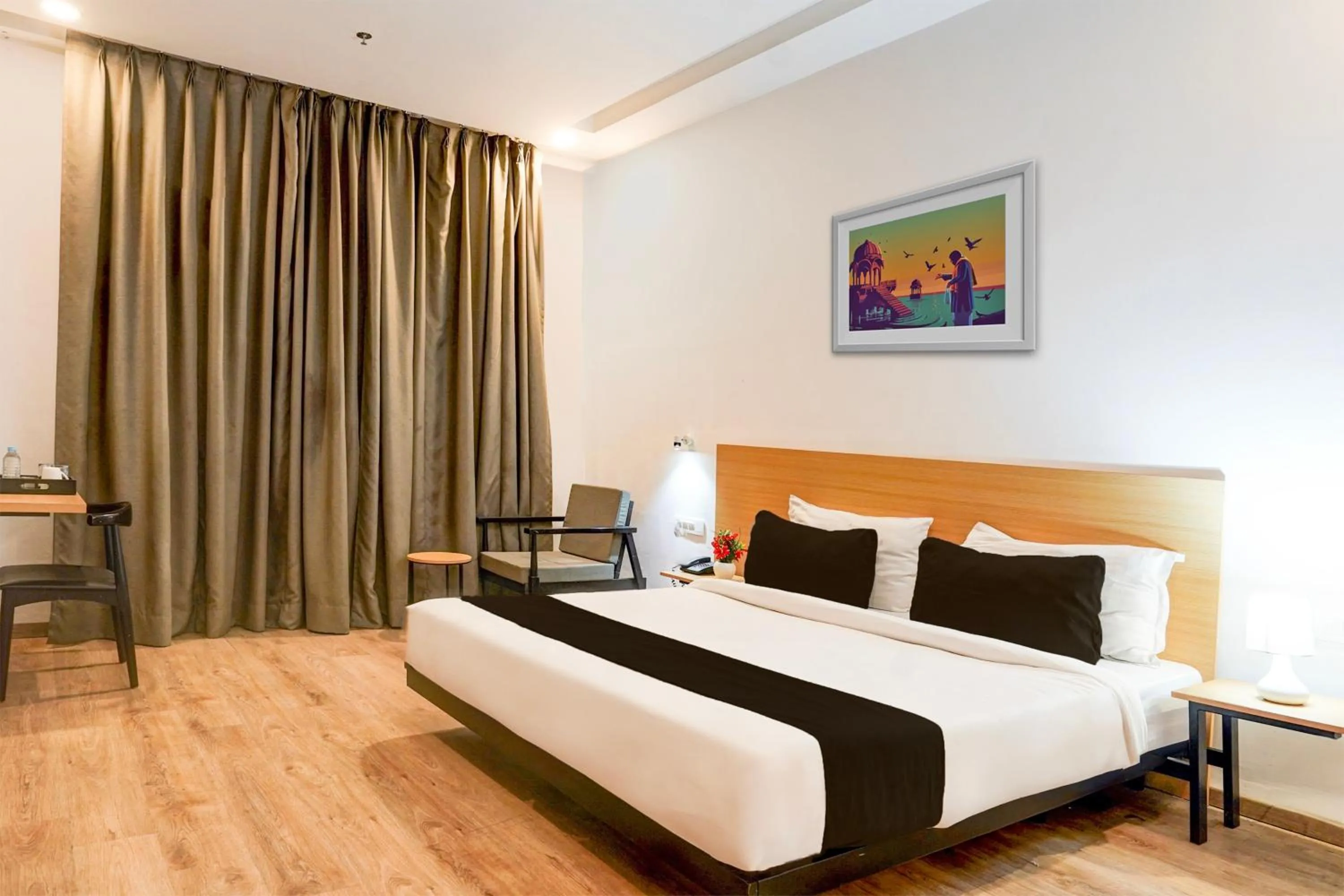 Bedroom, Bed in Super Townhouse Gomti Nagar Matiyari