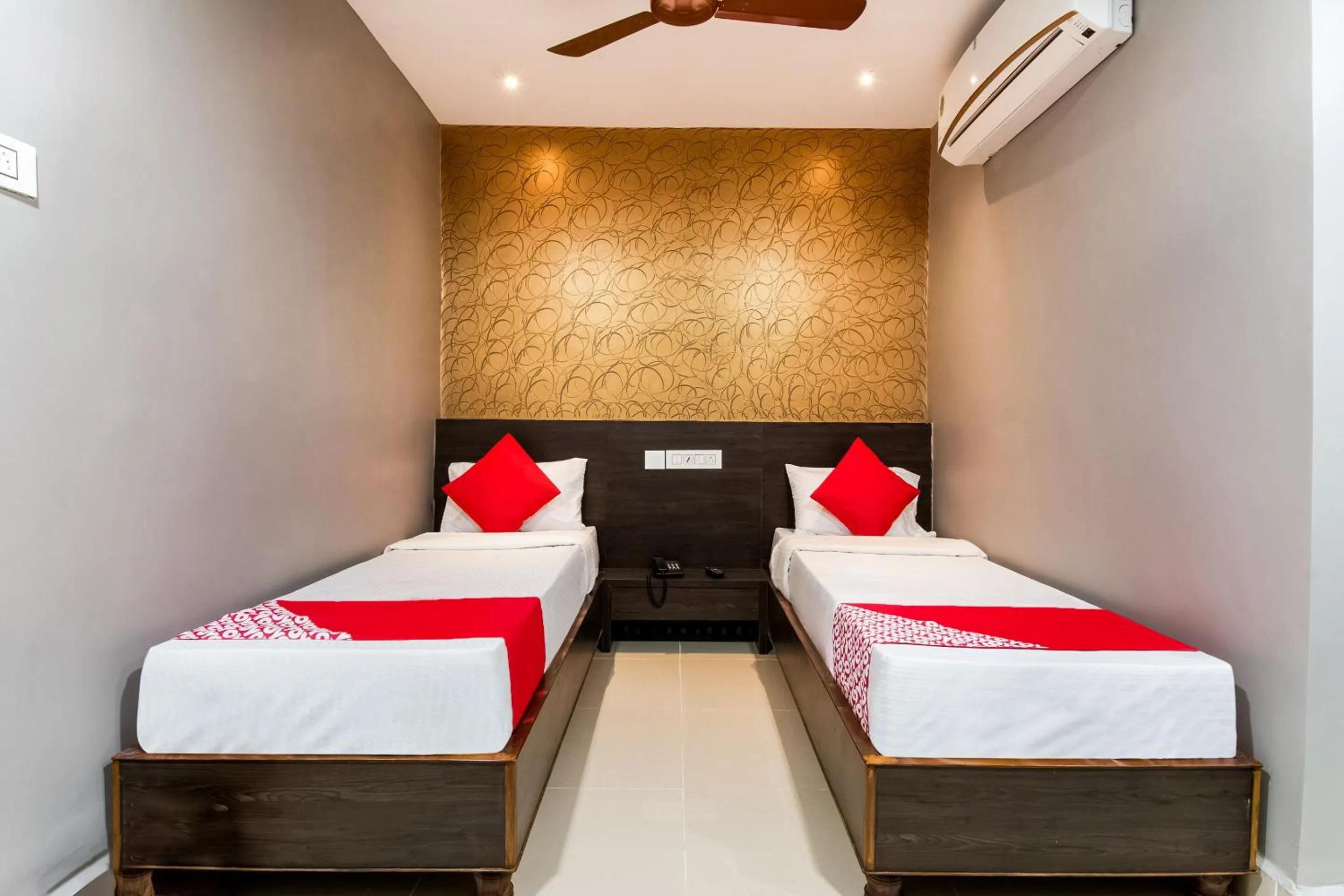 Bedroom, Bed in Super Hotel O CJ Inn