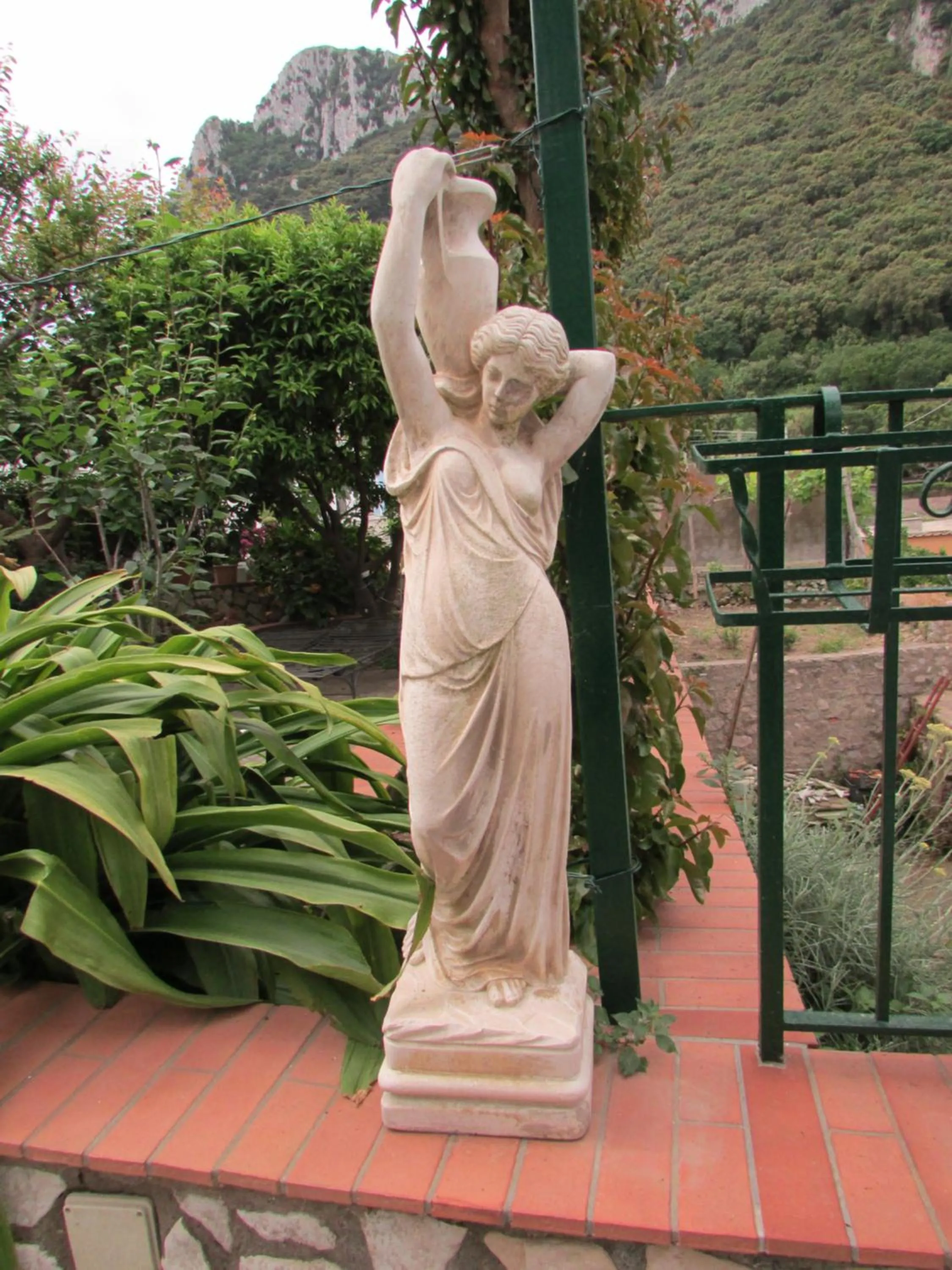 Nearby landmark in Casa Palazzo a Mare