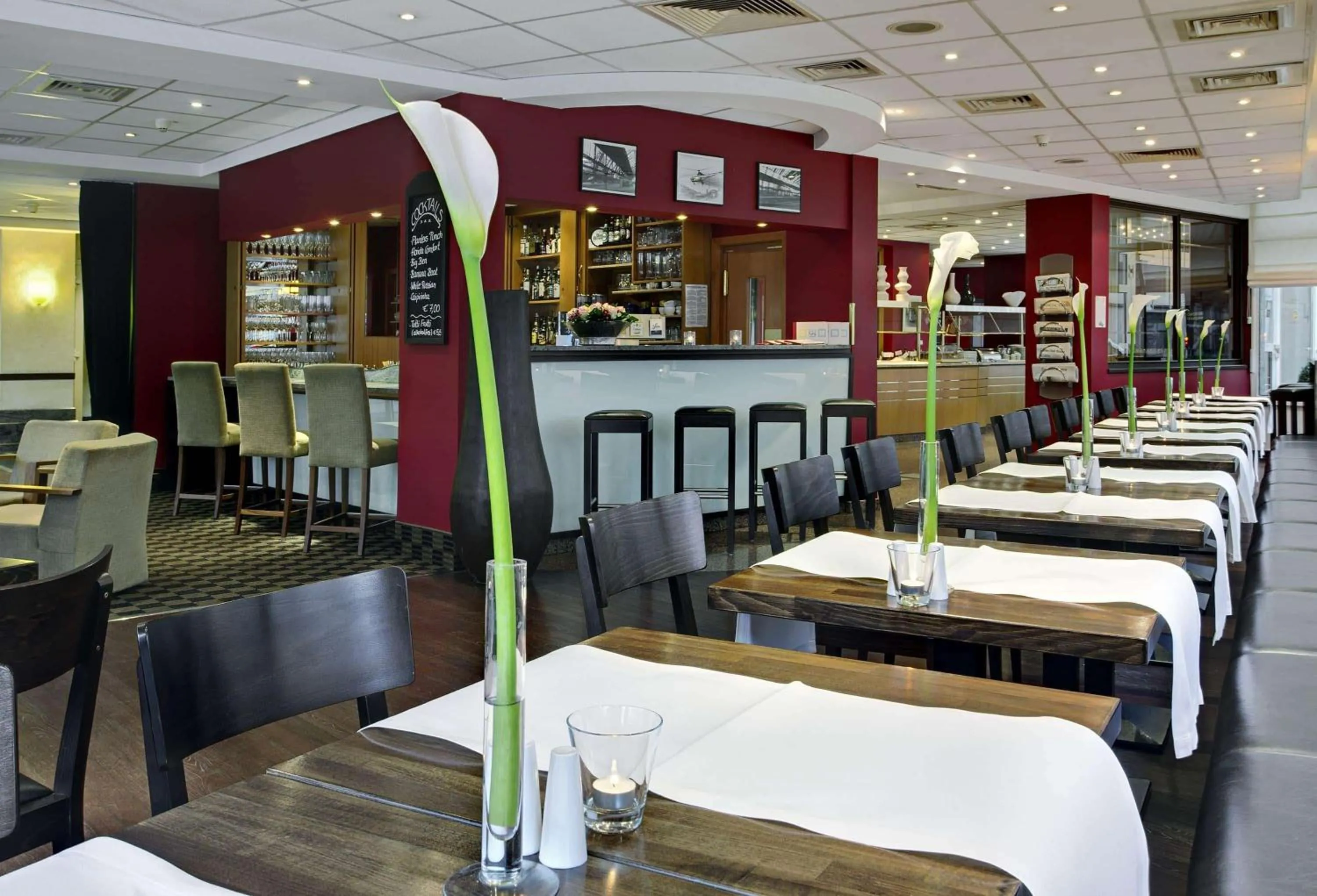 Restaurant/places to eat in Wyndham Köln