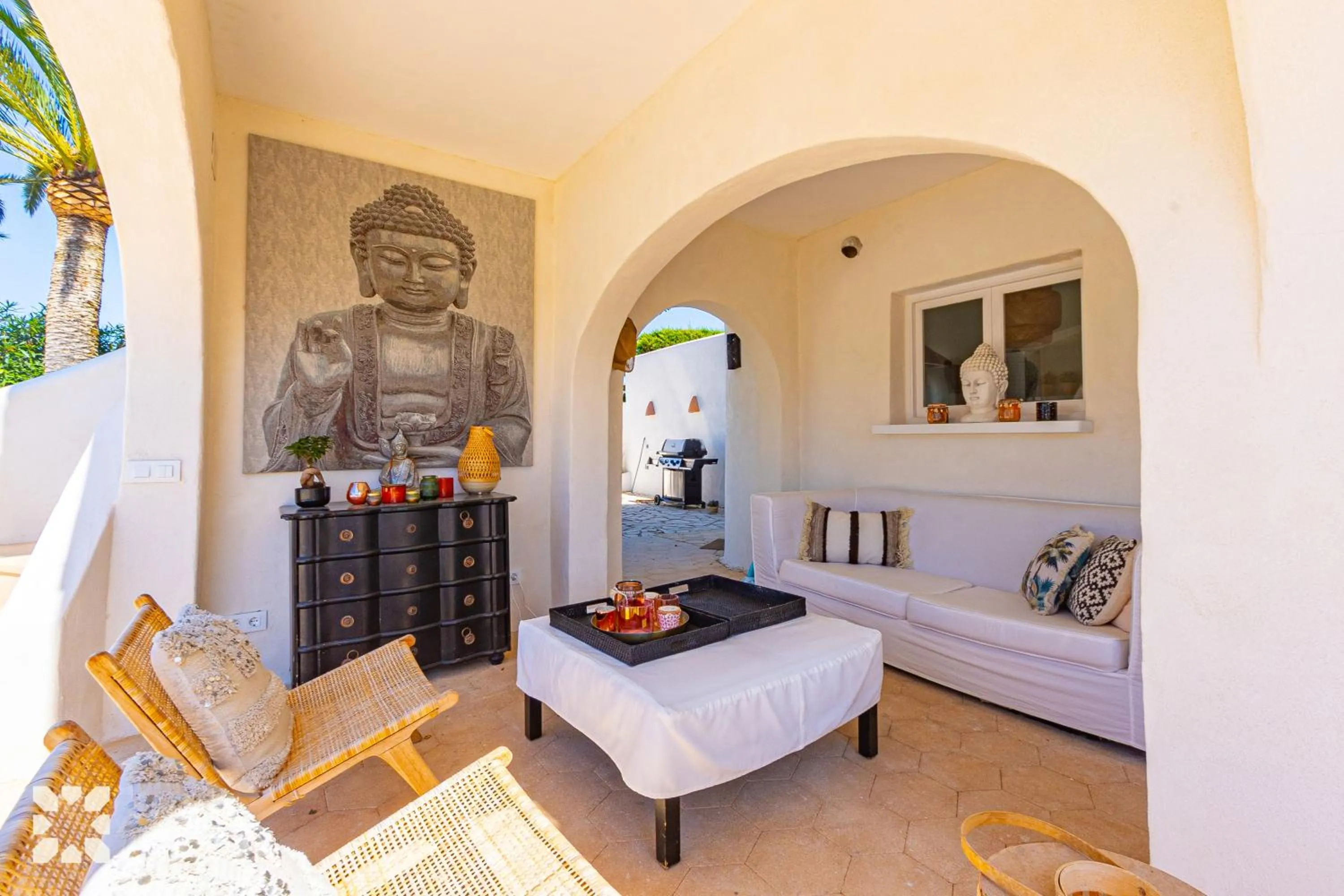 Patio in Villa Malawi by Abahana Villas