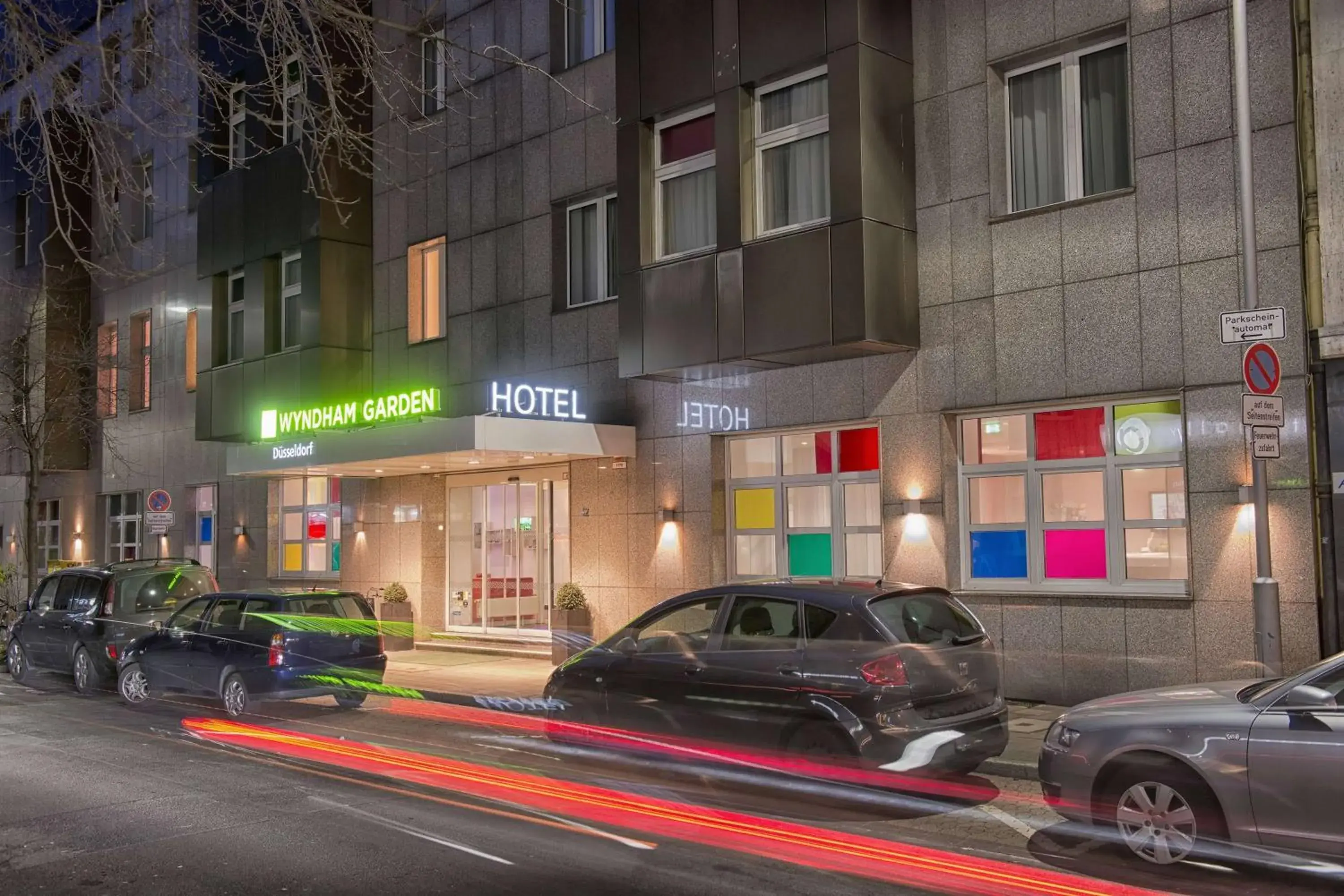 Property building in Wyndham Garden Duesseldorf City Centre Koenigsallee Property building in Wyndham Garden Duesseldorf City Centre Koenigsallee