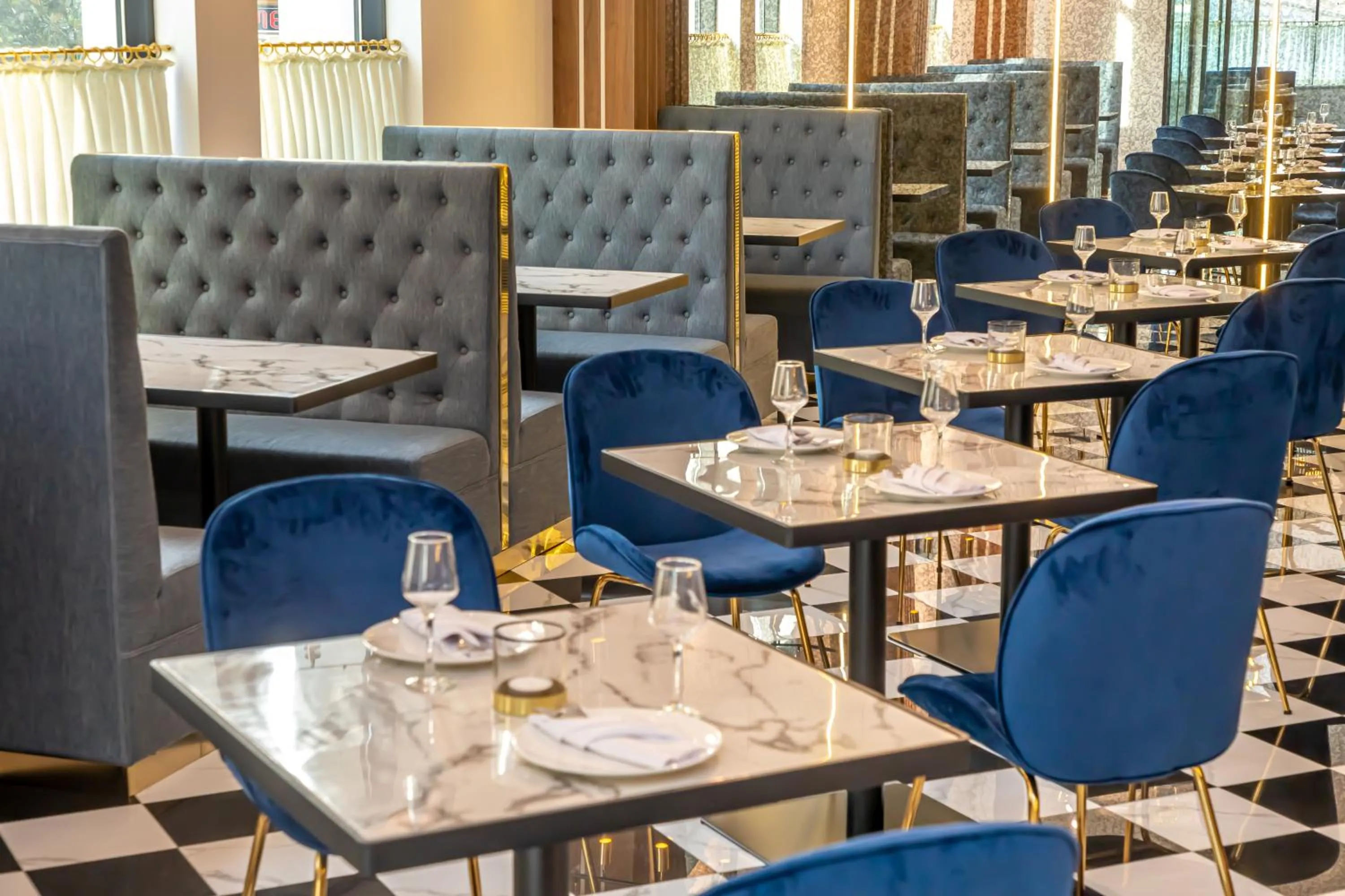 Restaurant/places to eat in Newport Hotel Kutaisi