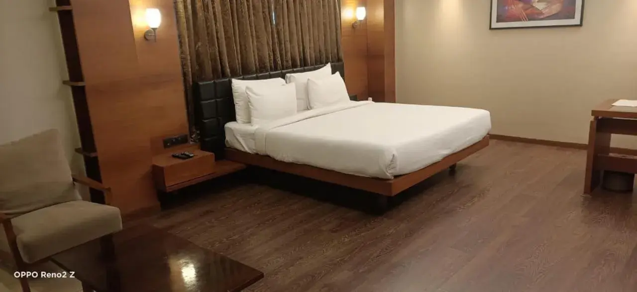 Luxury Double Room in Hotel Cosmopolitan Luxury Double Room in Hotel Cosmopolitan