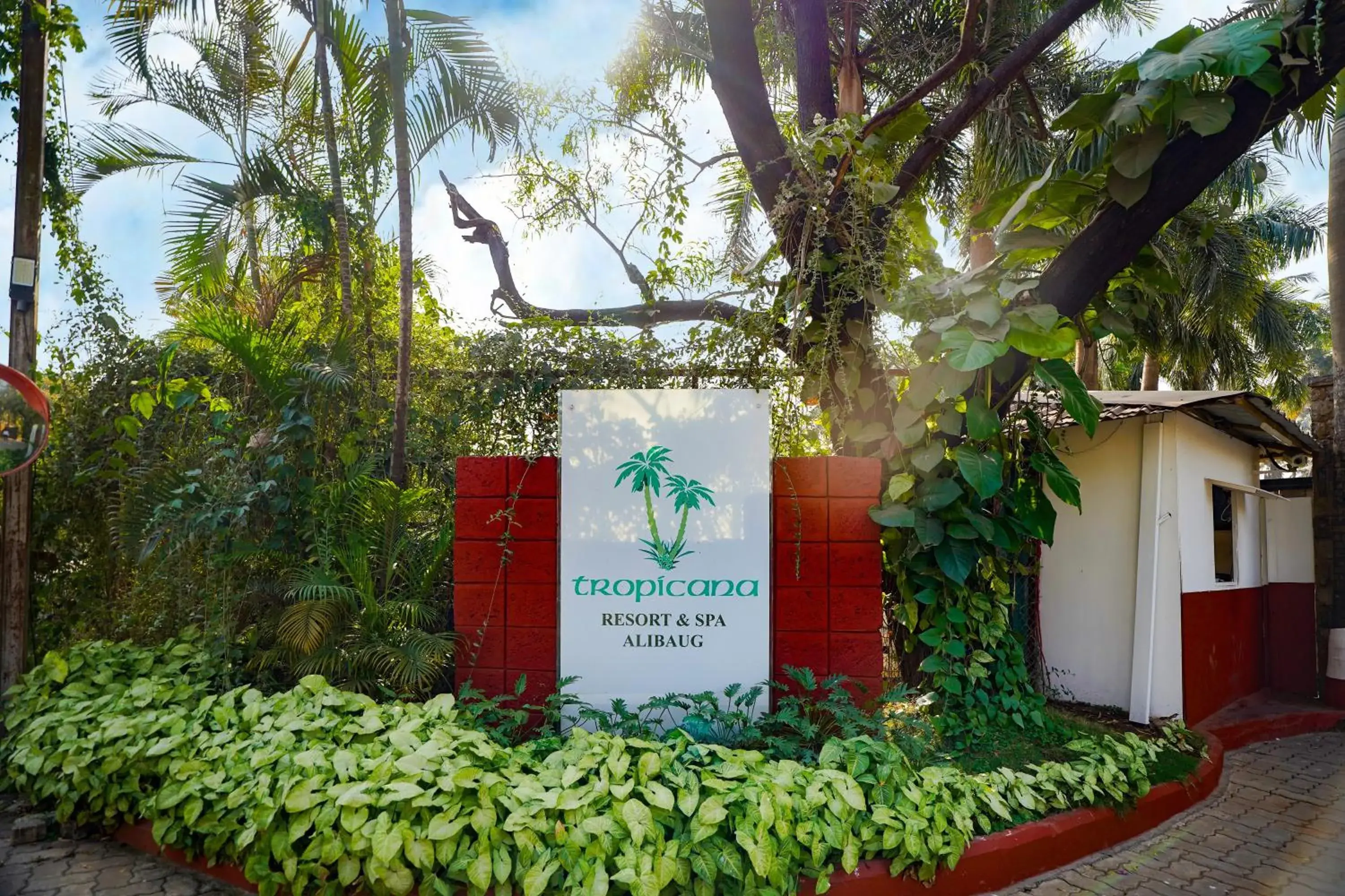 Facade/entrance in Tropicana Resort & Spa Alibaug, A Club Mahindra Associate Facade/entrance in Tropicana Resort & Spa Alibaug, A Club Mahindra Associate