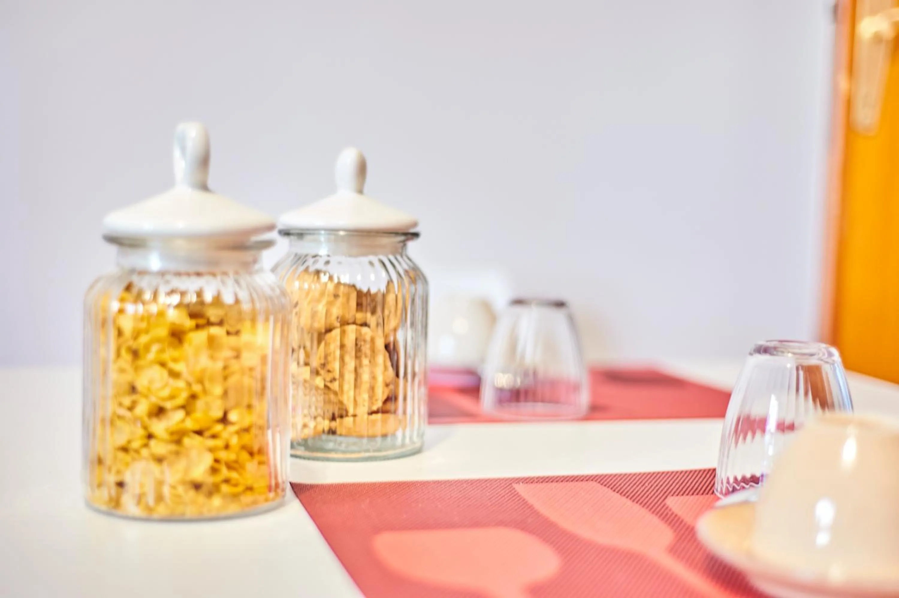 Food and drinks in Tidu's home B&B