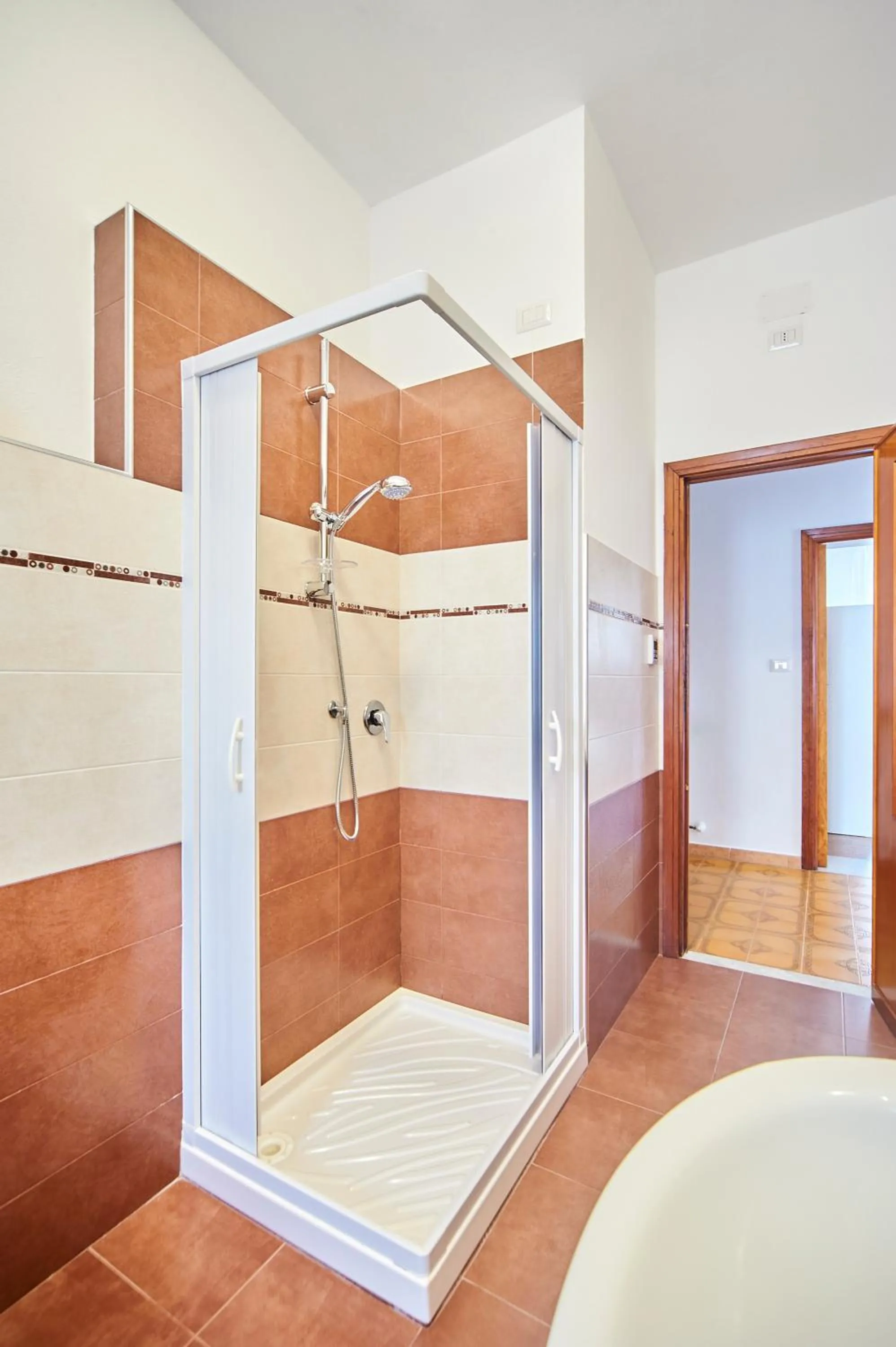 Shower in Tidu's home B&B