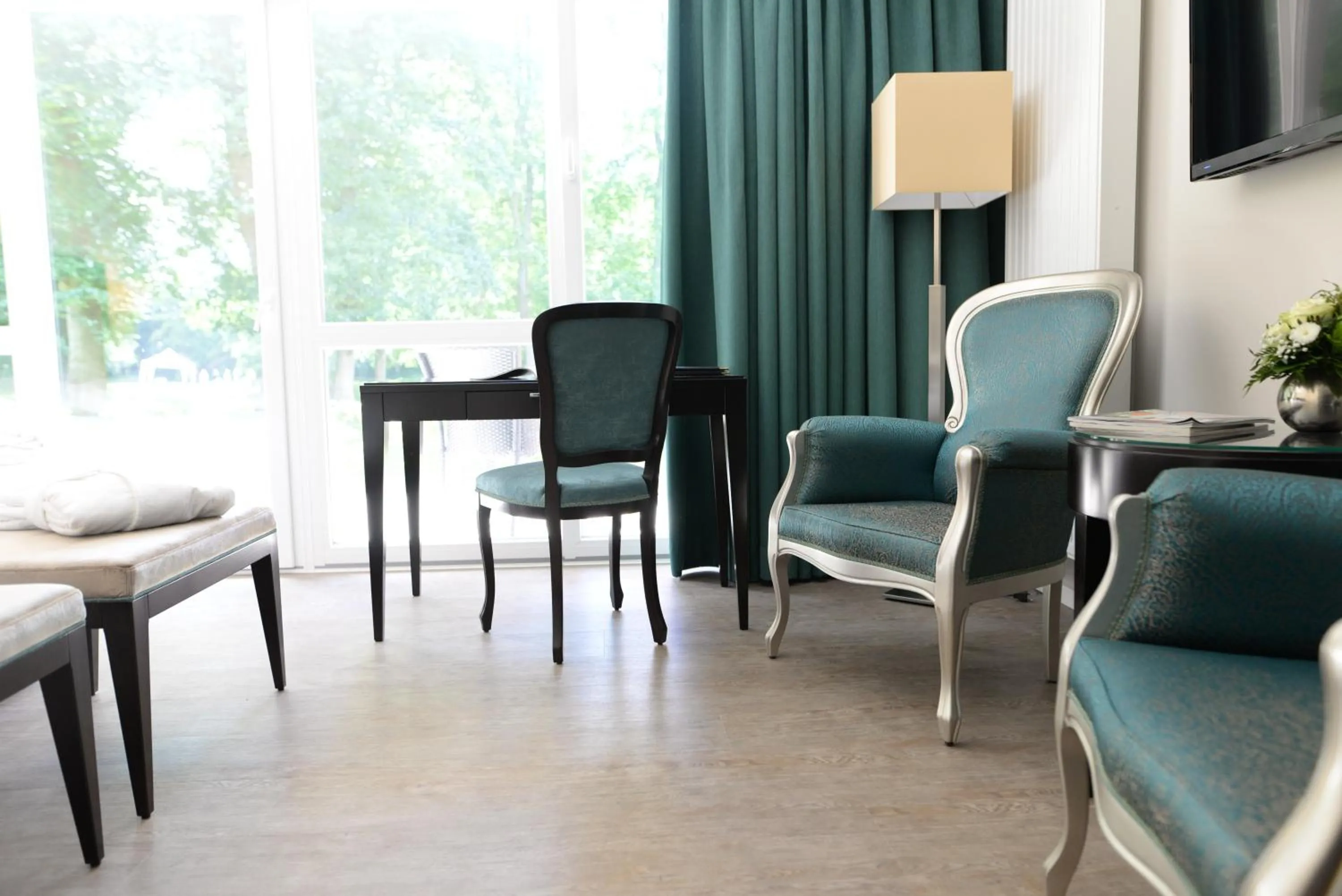 Photo of the whole room in Gut Altona