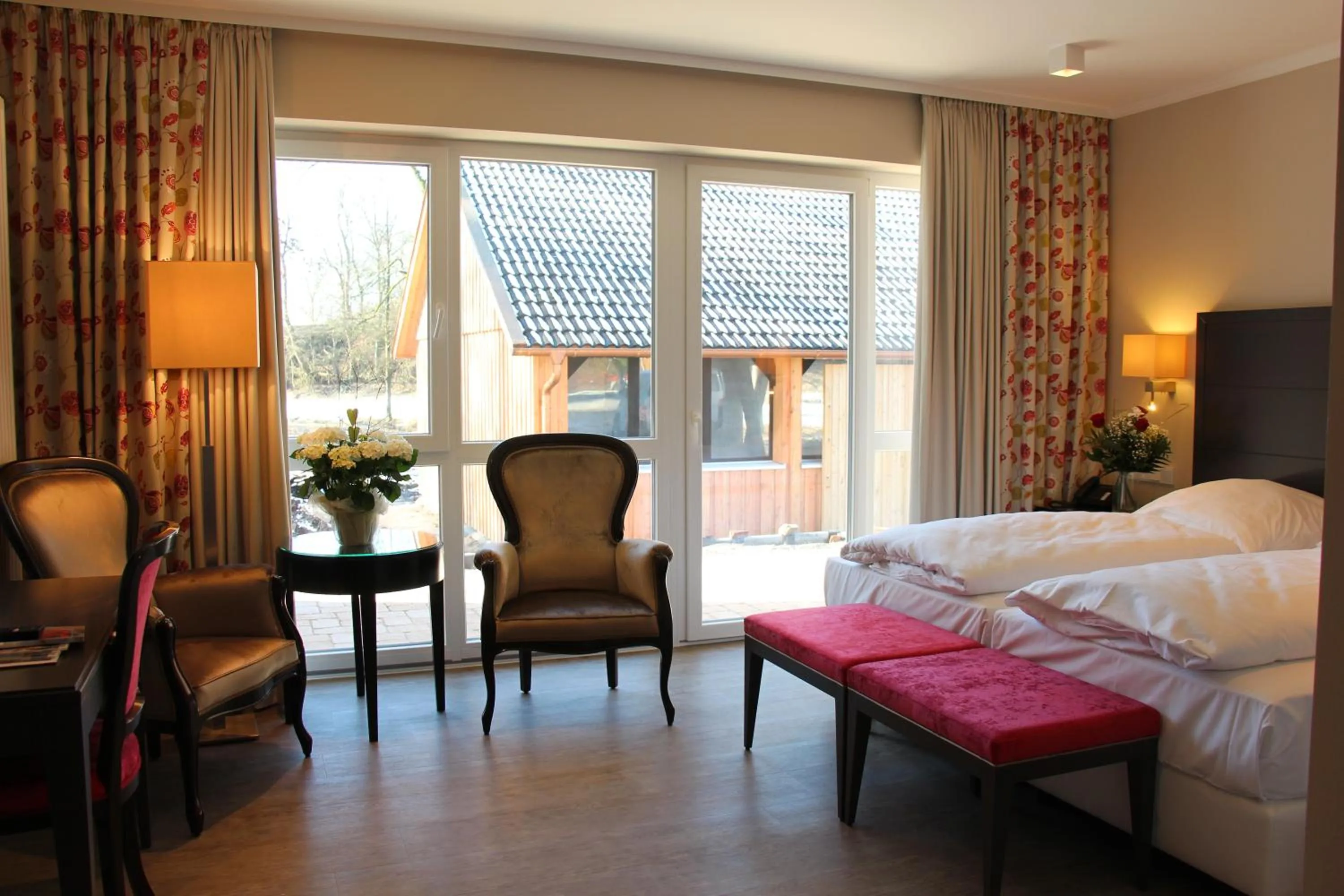 Photo of the whole room, Bed in Gut Altona