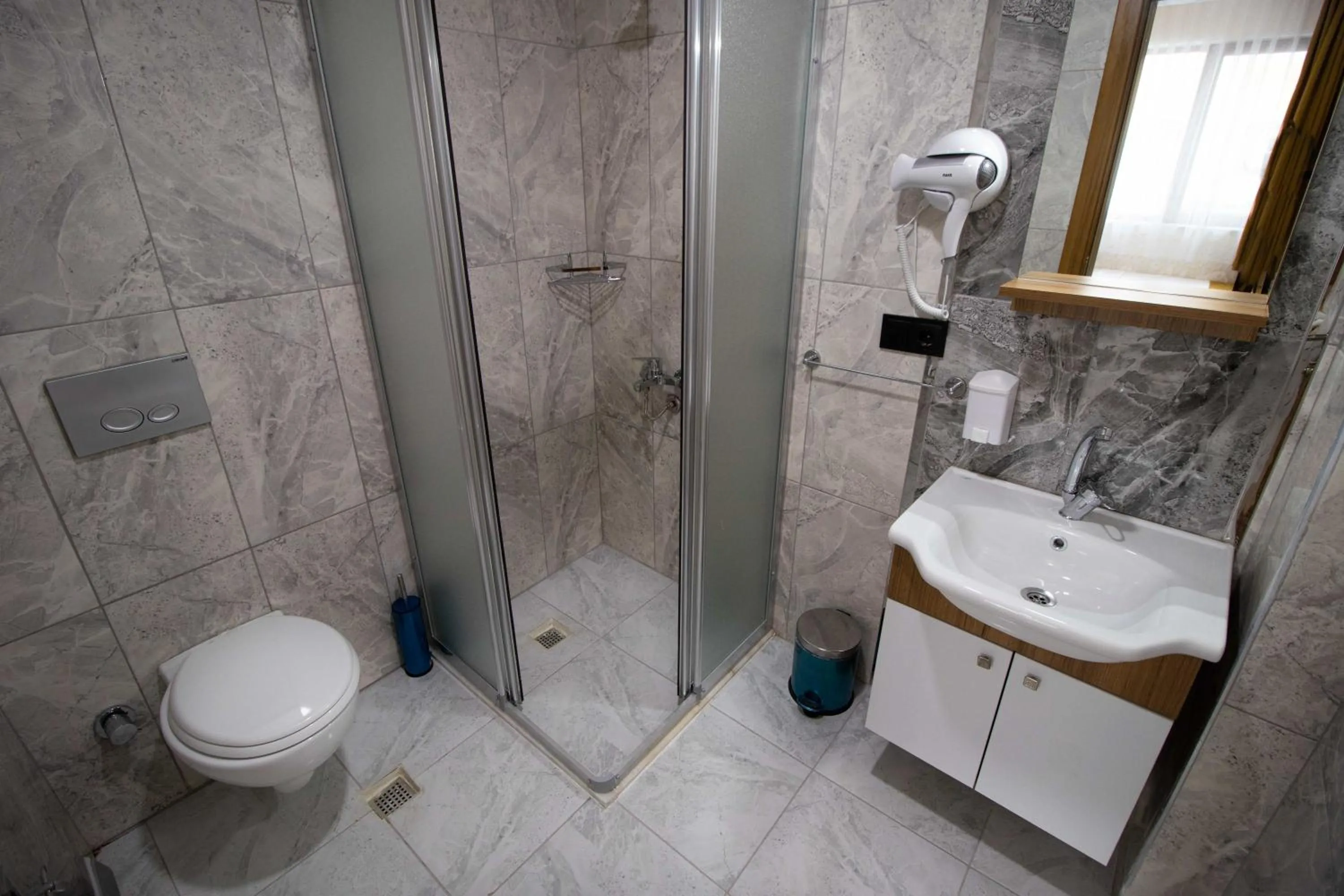 Bathroom in Ersoy İkiz Otel