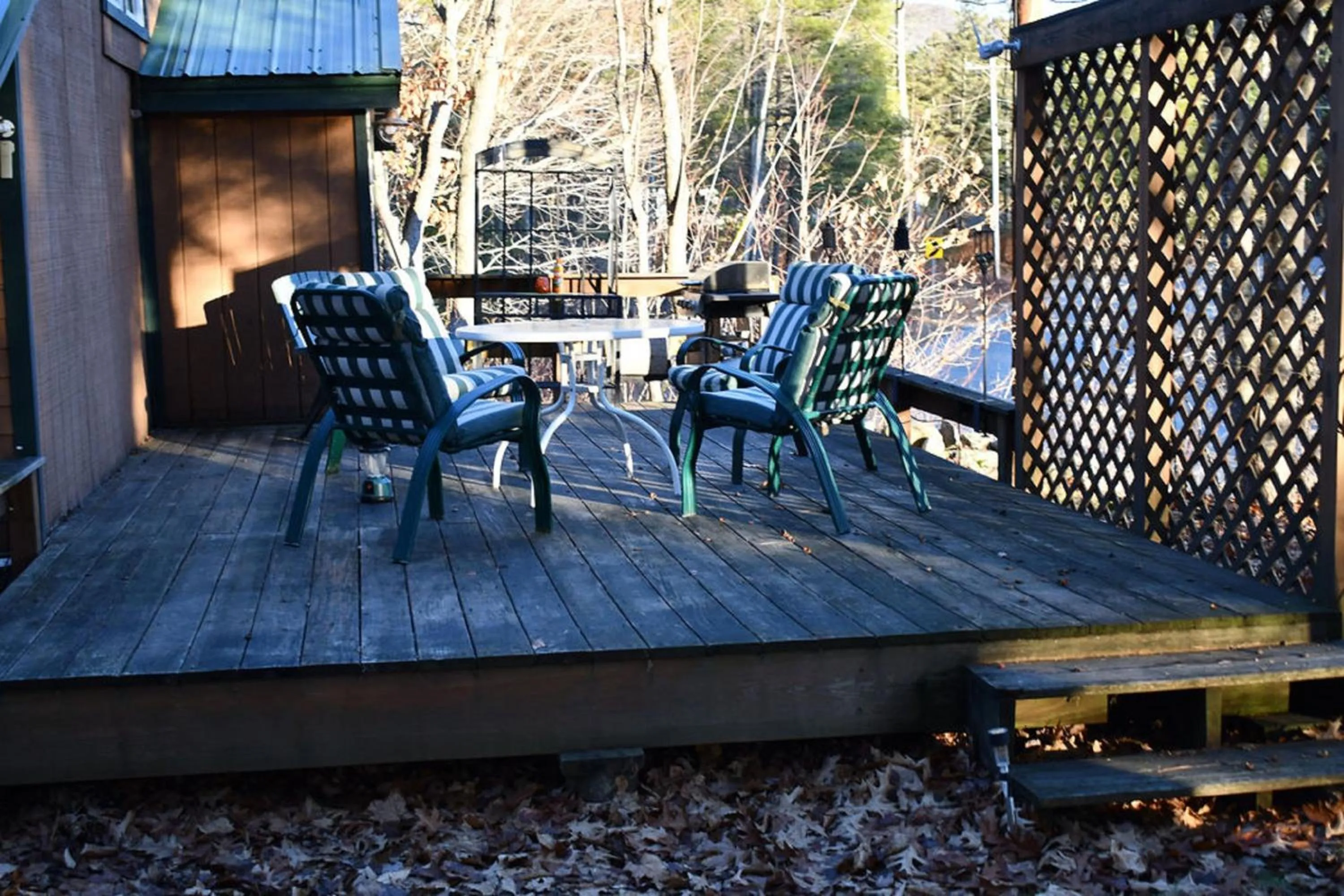 Seating area in Brook Road Cabin